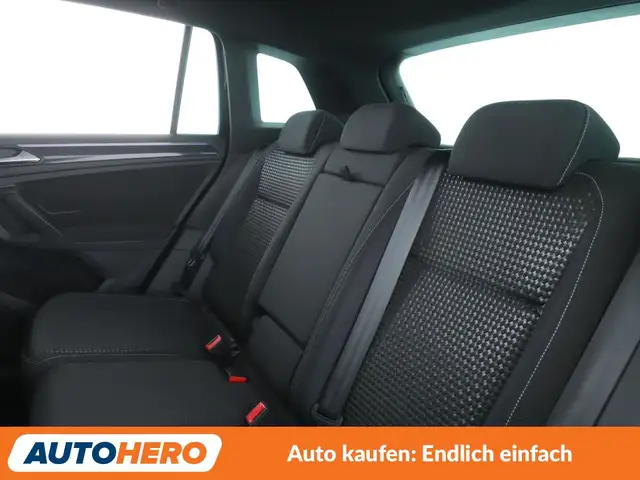 Volkswagen Tiguan view 14