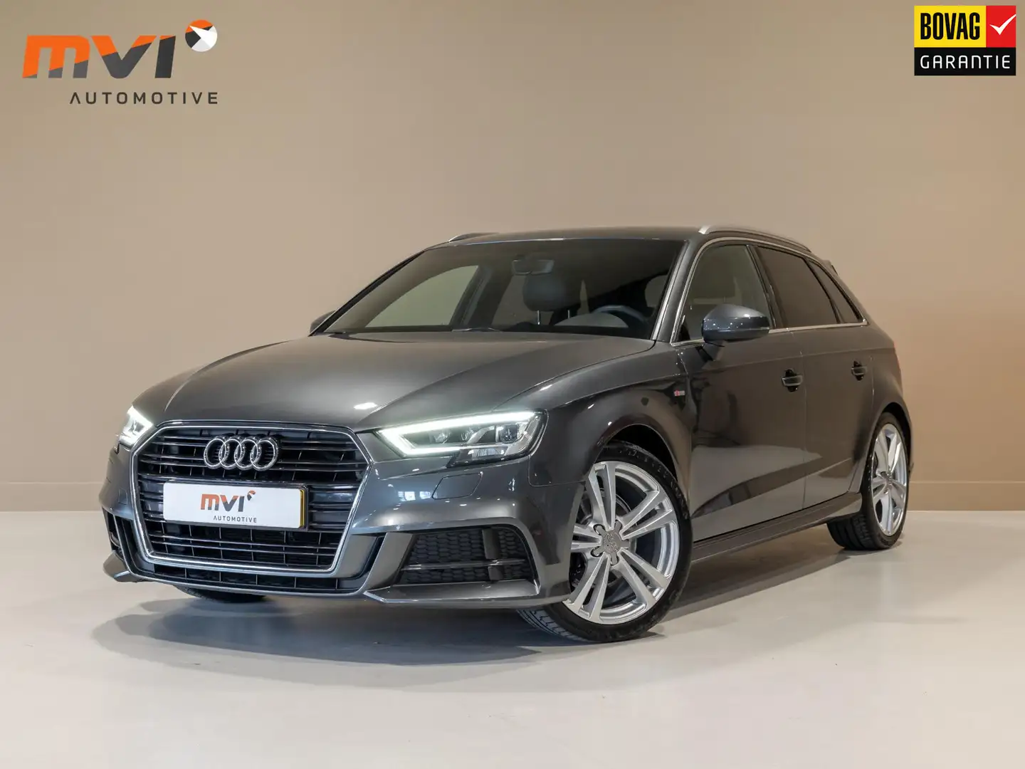 Audi A3 Sportback 35 TFSI CoD 2x S-Line / 150pk / Automati Grijs - 1