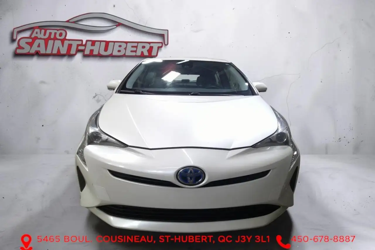 Toyota Prius снимка Toyota Prius