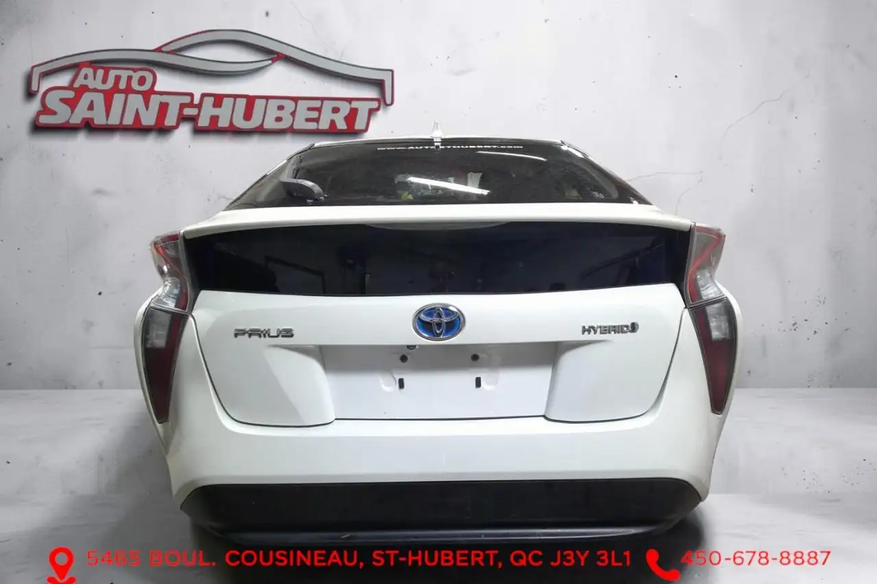 Toyota Prius снимка Toyota Prius