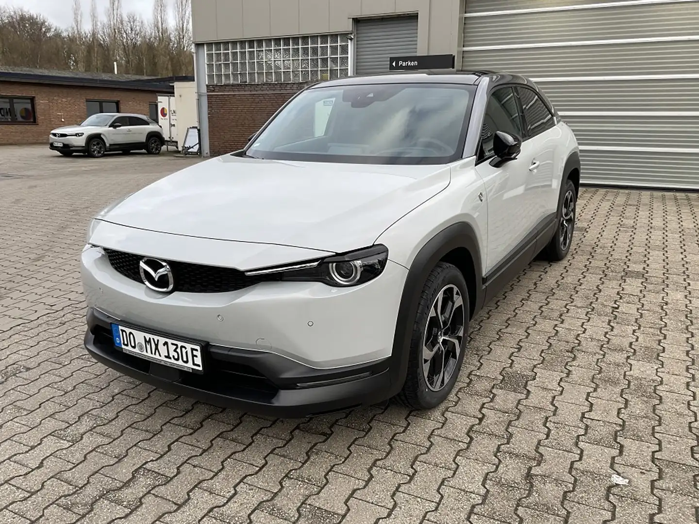 Mazda MX-30 e-SKYACTIV R-EV Makoto - Premium Paket Vorführwage Weiß - 2