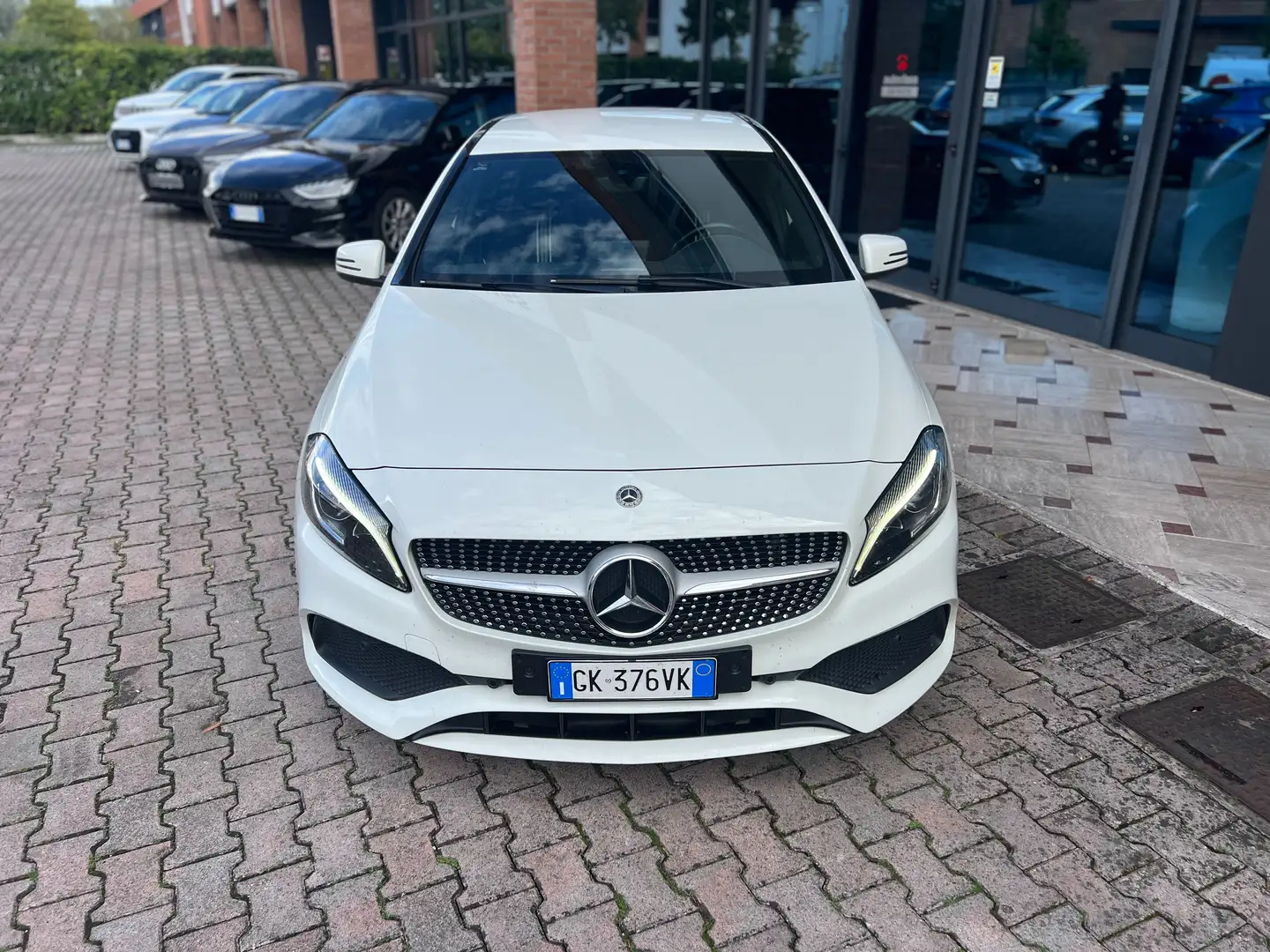Mercedes-Benz A 180 Classe A - W176 cdi Premium auto E6 Blanc - 2