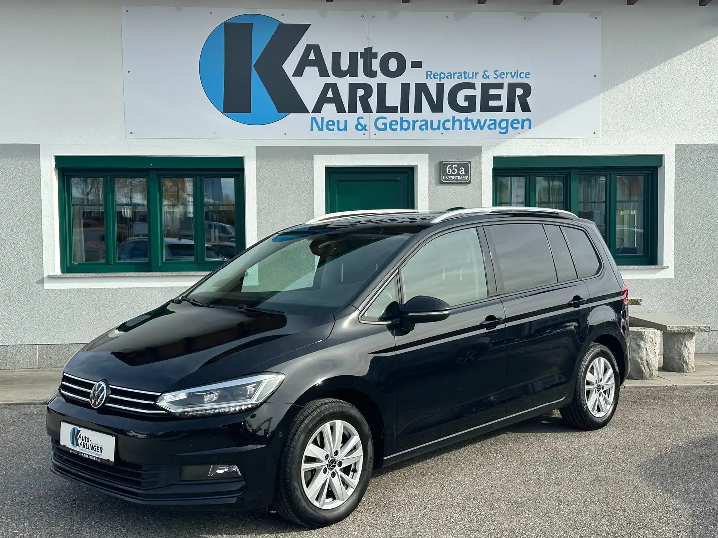 Volkswagen Touran 2,0 TDI Comfortline Noir - 1