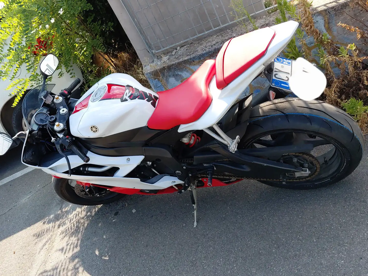 Yamaha YZF-R6 Bianco - 1