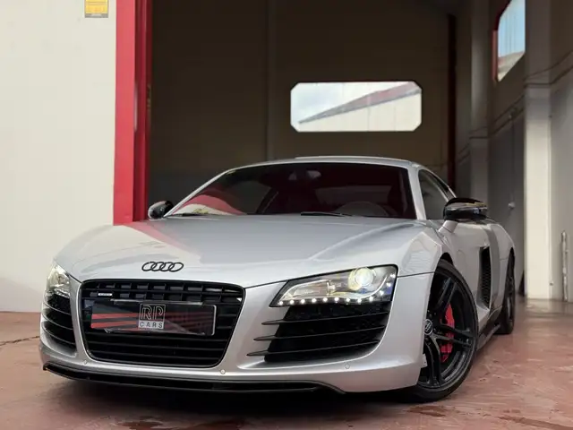 Audi R8 4.2 FSI quattro R tronic