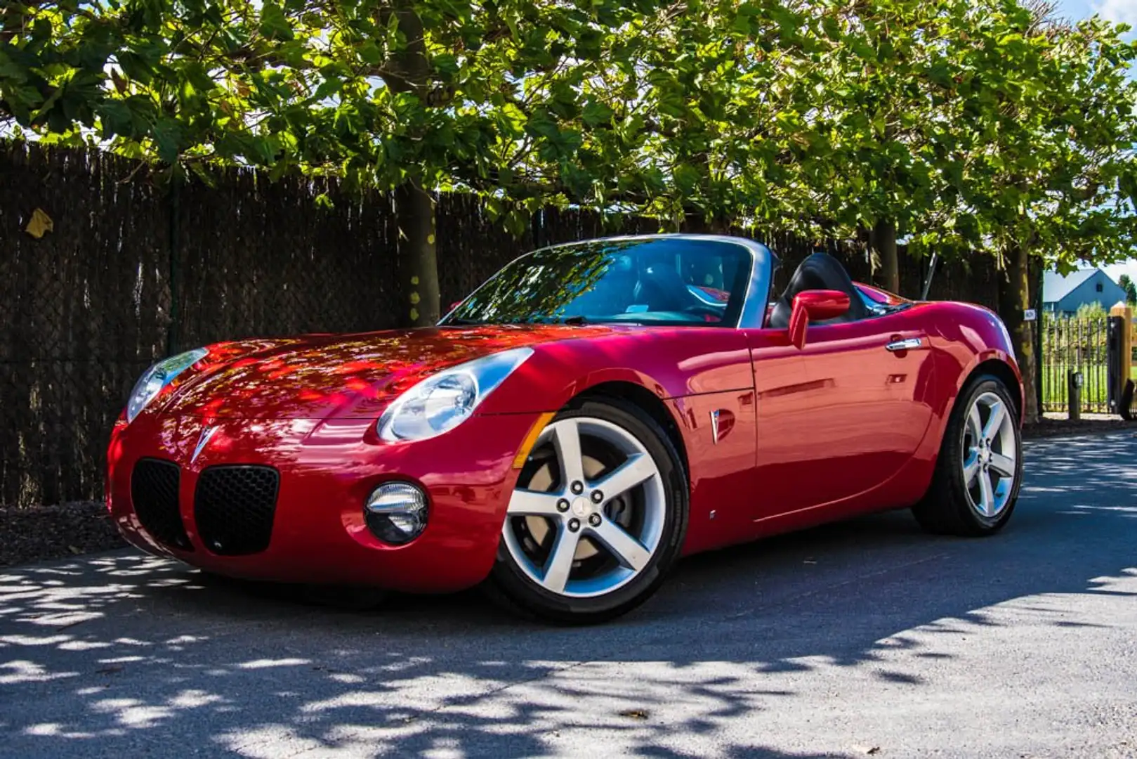Pontiac Solstice 2.4 / ROADSTER / MANUAL / AIRCO / CC / 68.000 KM Rood - 1