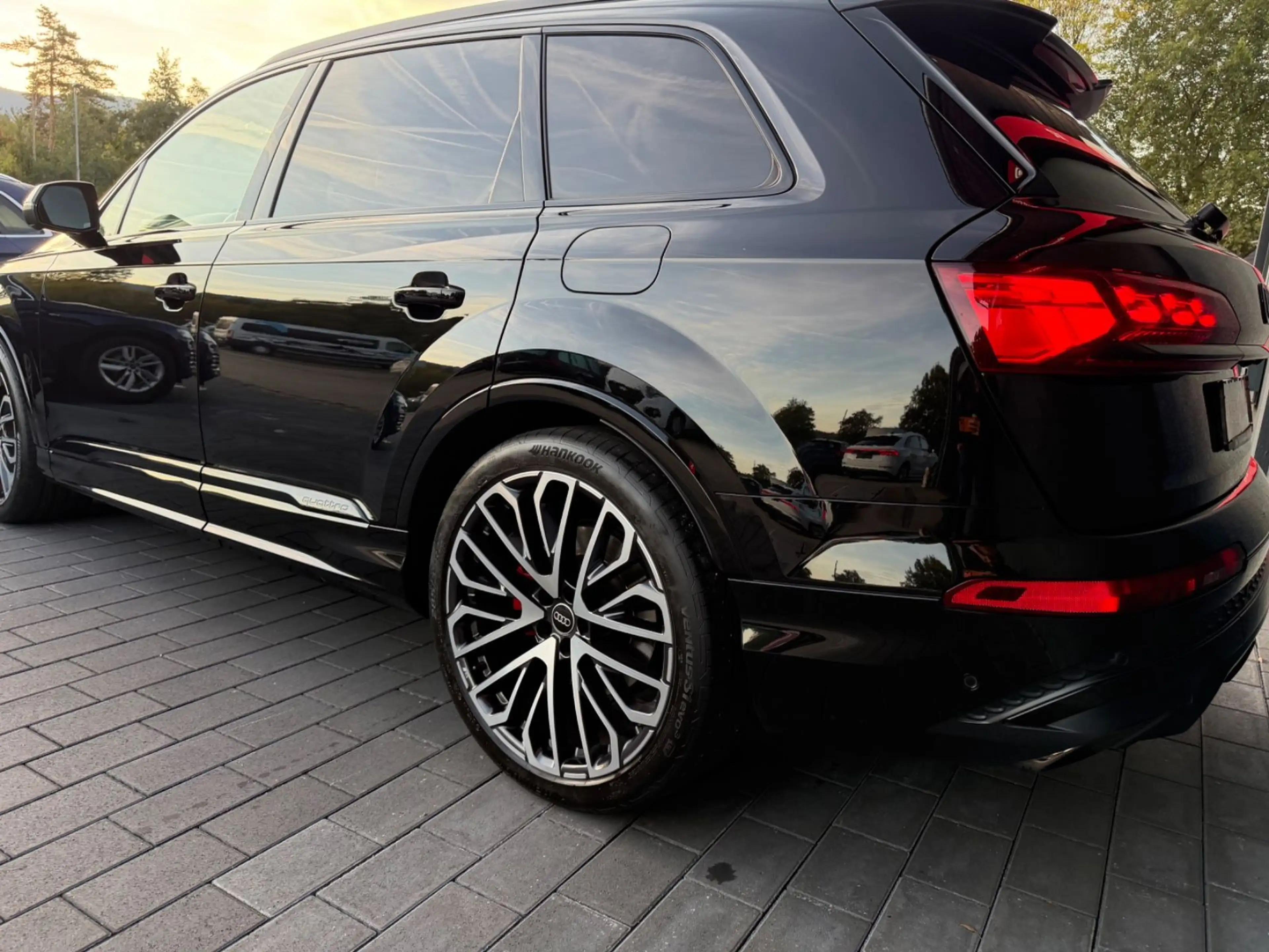 Audi Q7 60 TFSI e quattro 3xS line*PlugHybrid*PanoHuD — photo 7