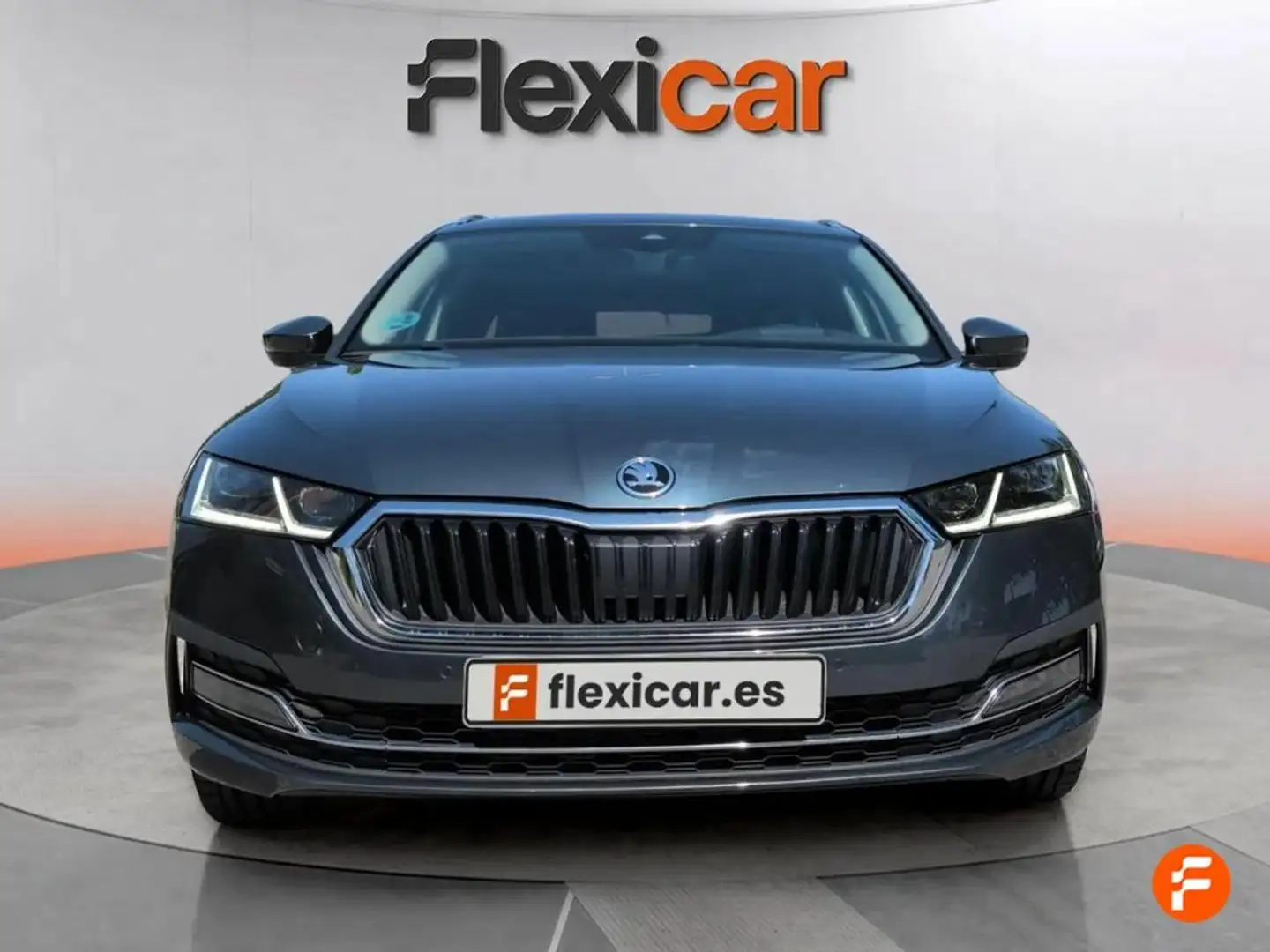 Skoda Octavia Combi 1.5 TSI 110kW (150CV) Manual Style Gris - 2