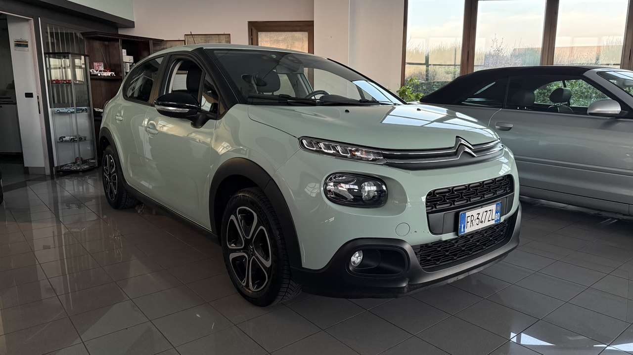 Citroen C3 C3 III 2017 1.2 puretech Live 68cv my18