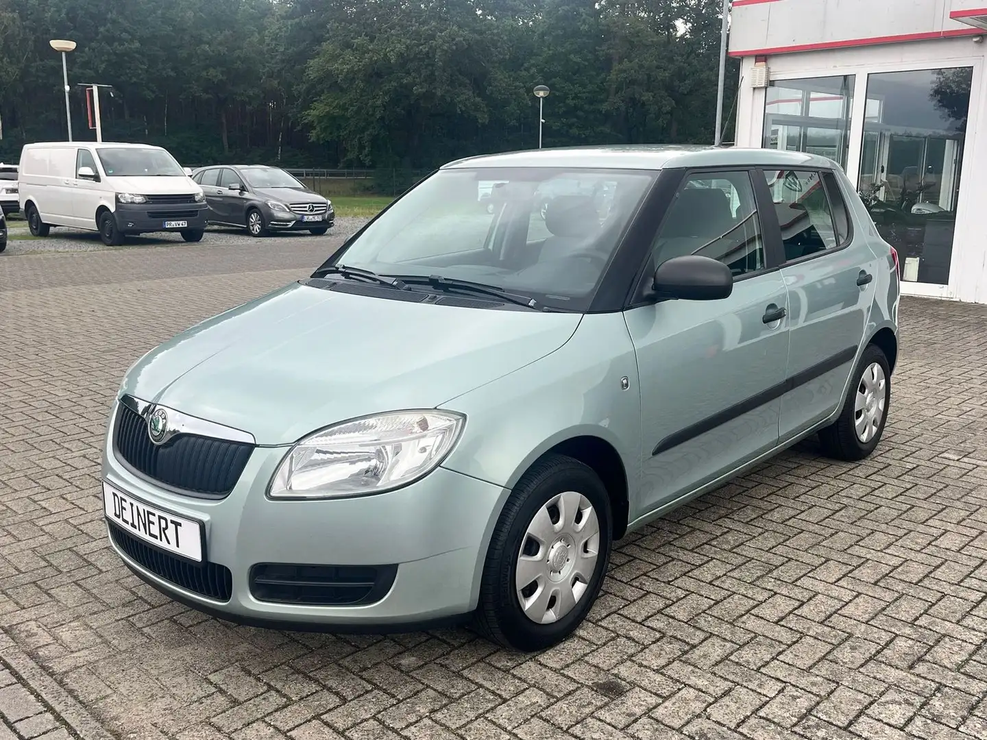 Skoda Fabia 1.2 HTP mit KLIMA aus 2.HAND Grün - 1