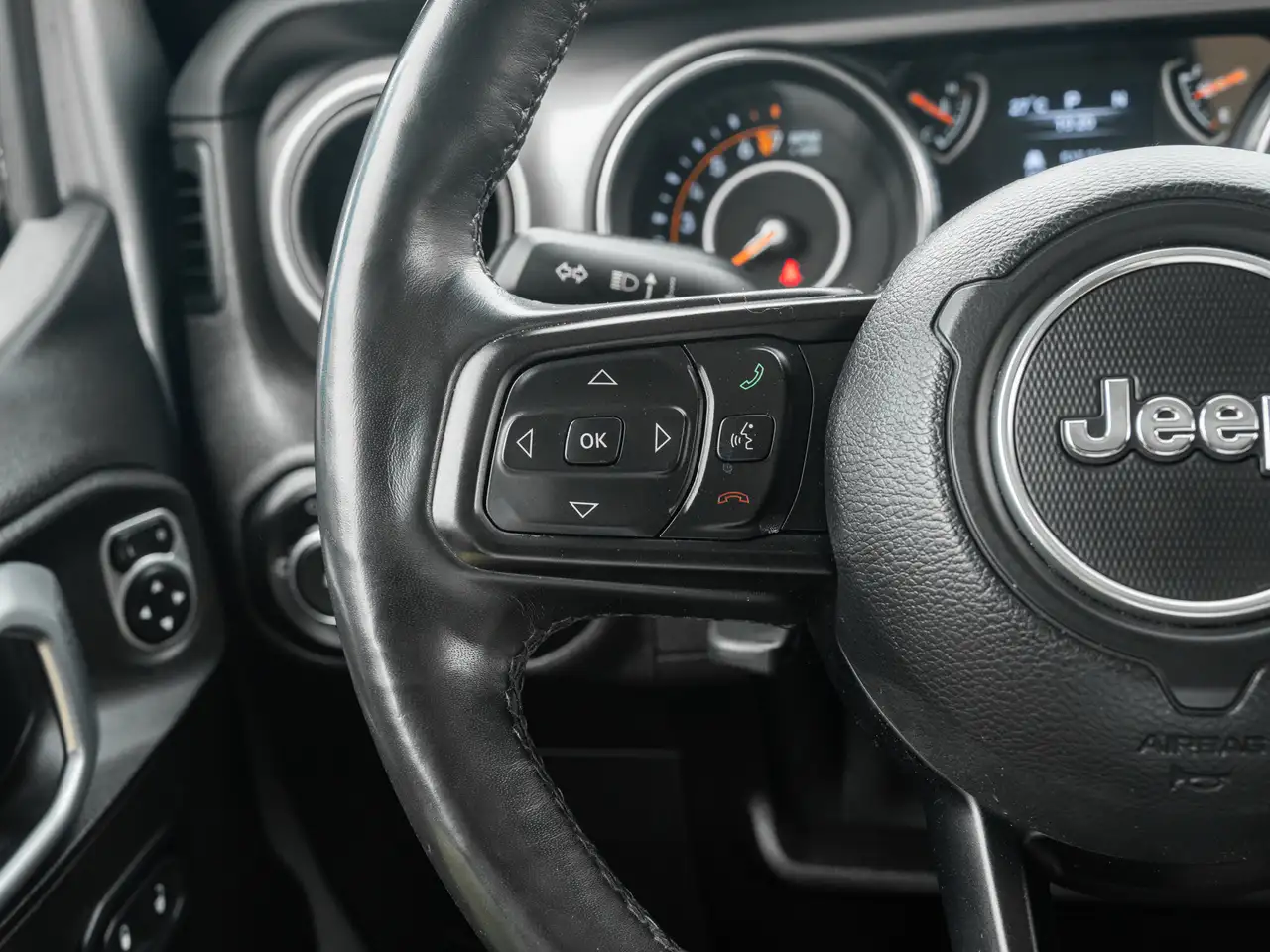 Jeep Wrangler снимка Jeep Wrangler