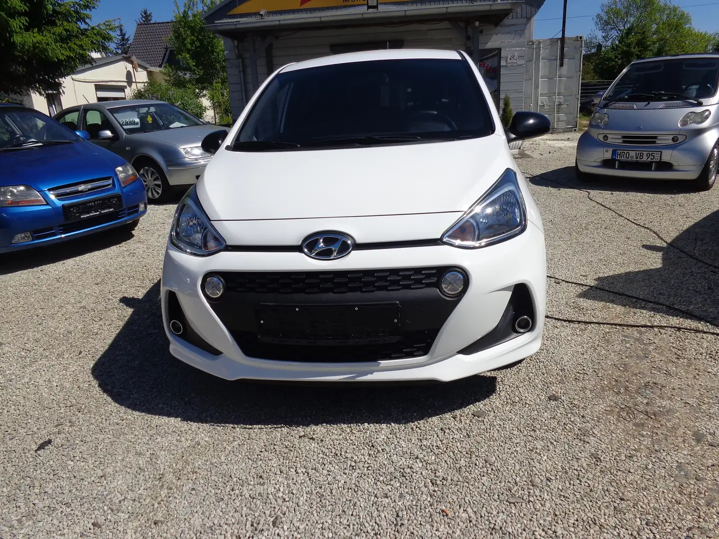 Hyundai i10 1.0 Passion Blanco - 1