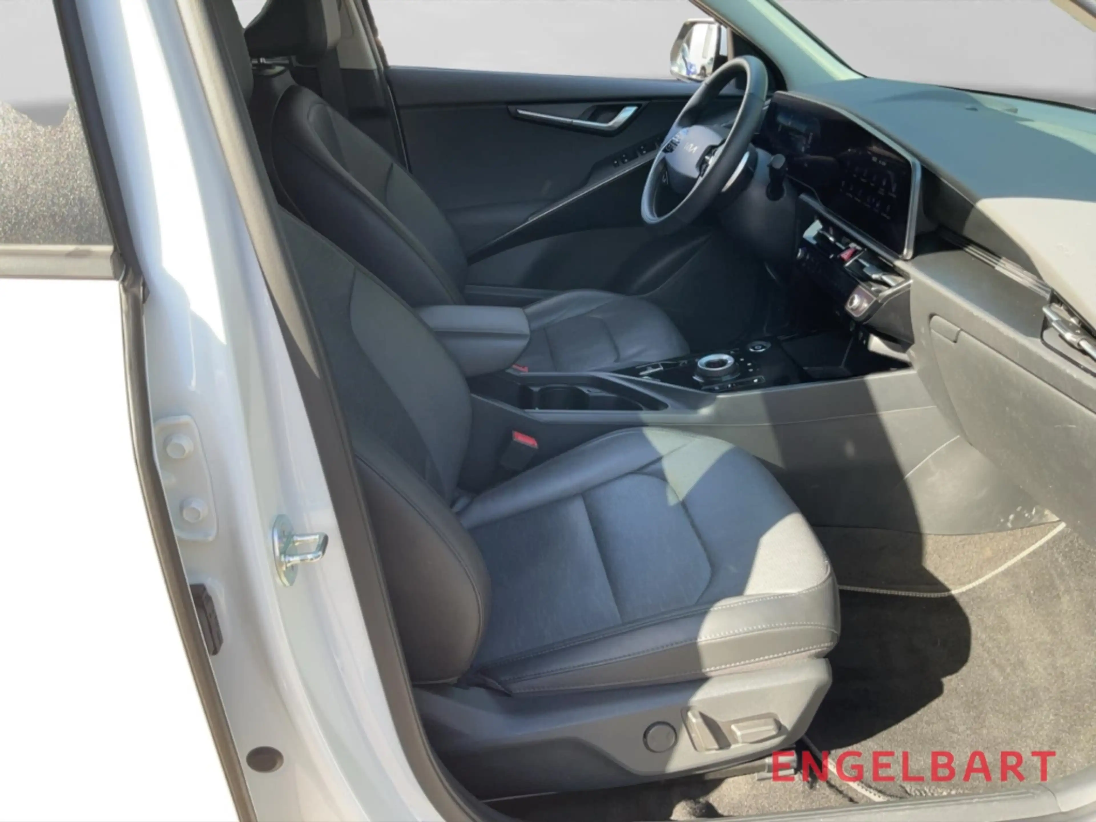 Kia Niro e-Inspiration Navi Digitales Cockpit LED ACC El. H — photo 11