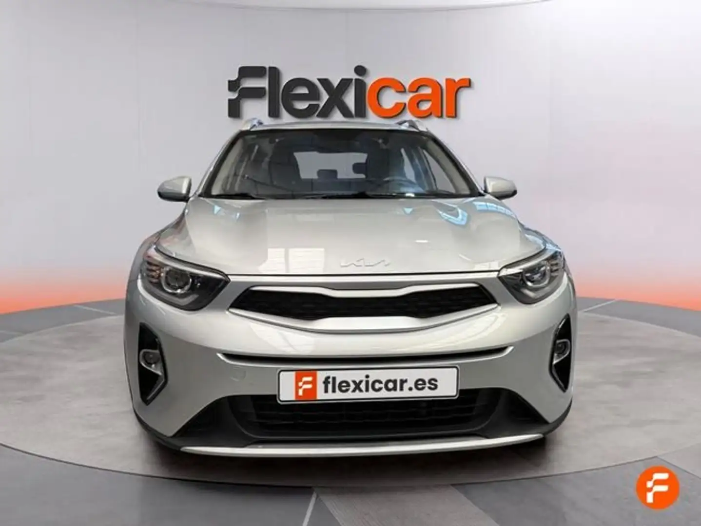 Kia Stonic 1.0 T-GDi 74kW (100CV) MHEV iMT Drive Gris - 2