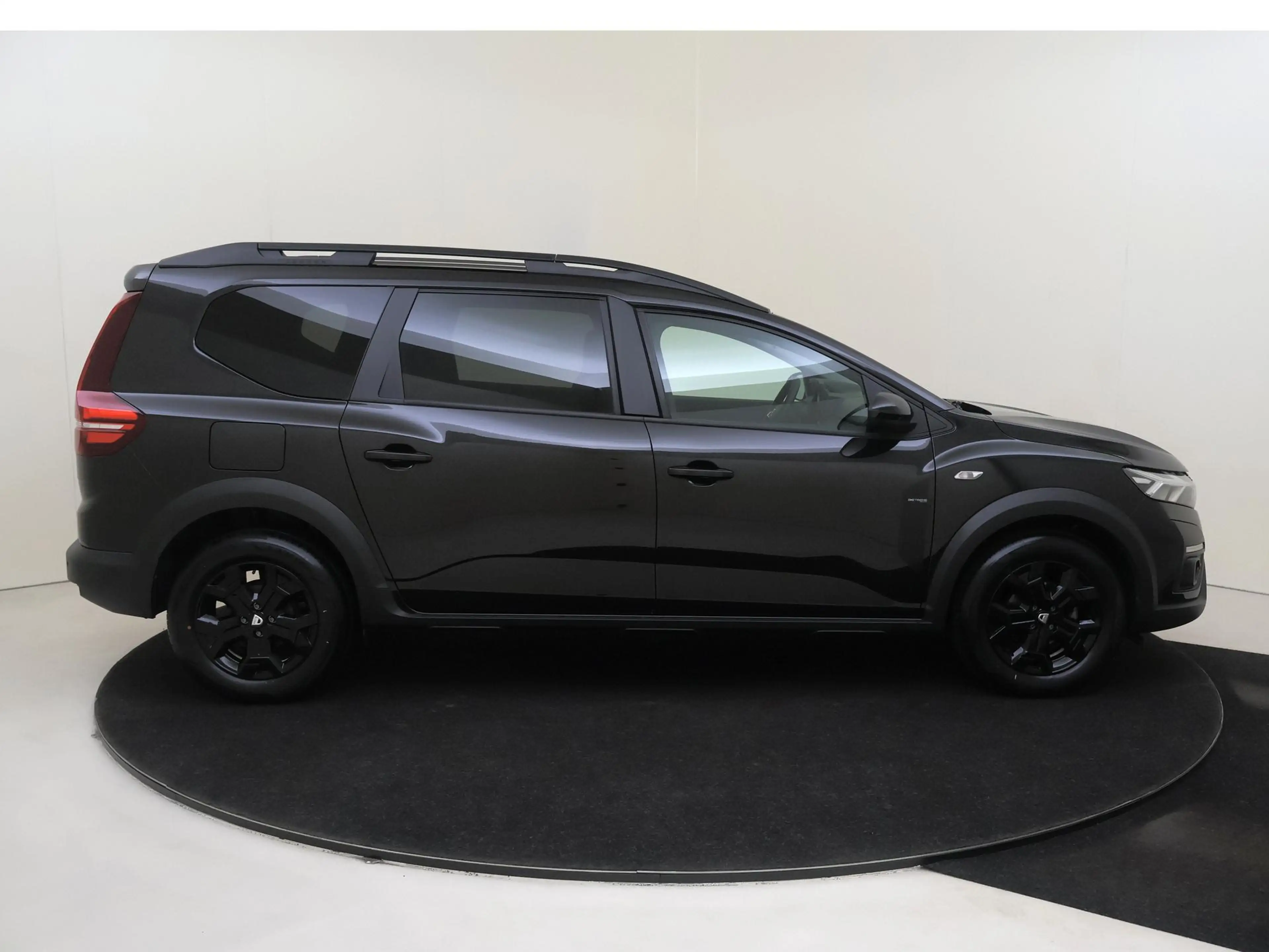 Dacia Jogger 1.0 TCe 110 Extreme 5p. | Pack Extreme | Pack Medi — photo 8