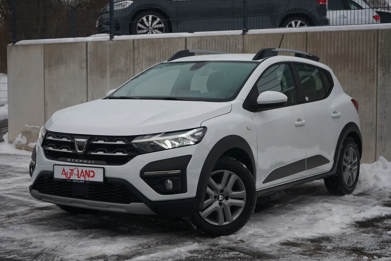 Dacia Sandero Stepway 1.0 TCe Comfort LED Navi PDC DAB Blanc - 1