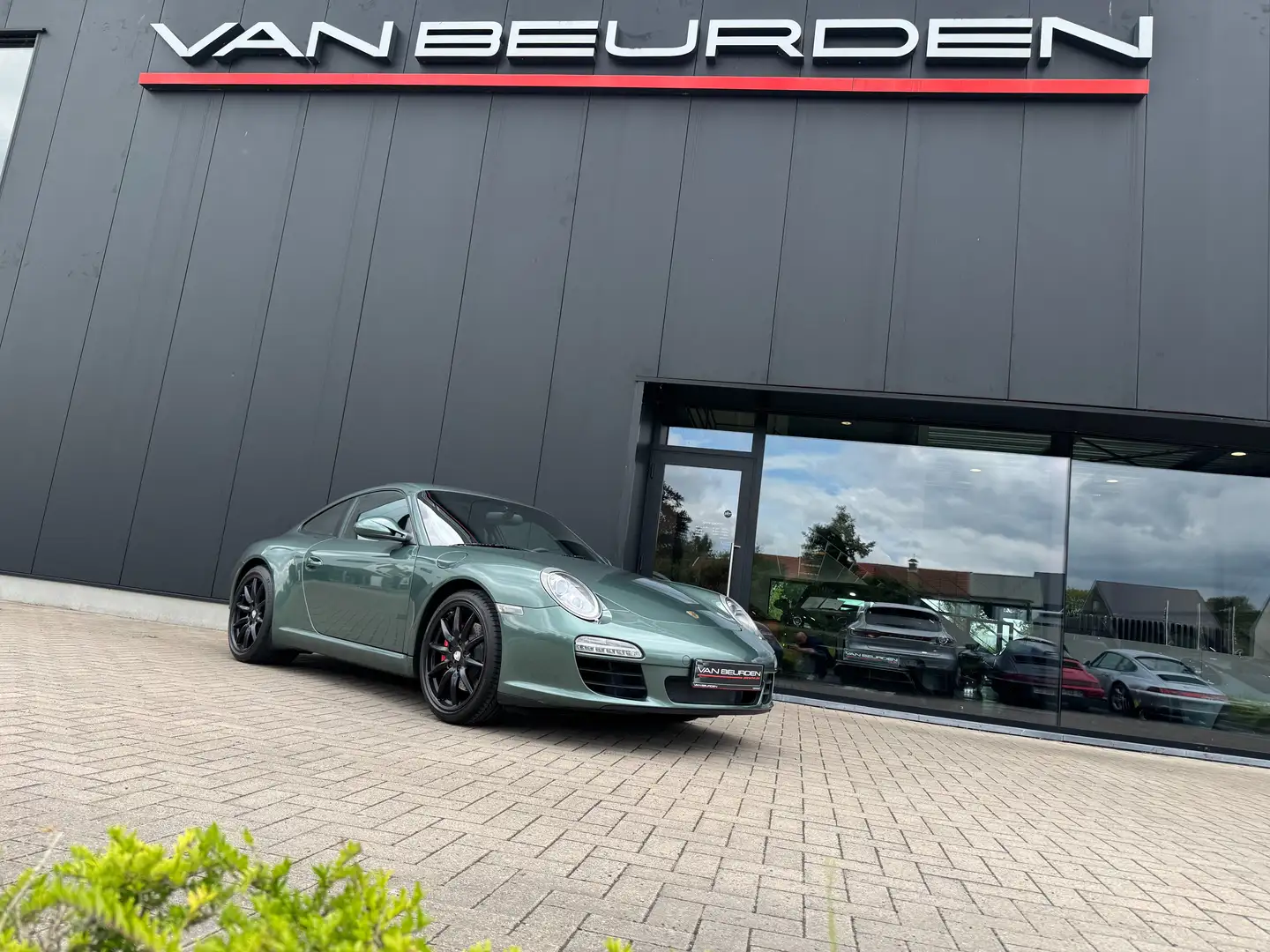 Porsche 997 Carrera 2S Coupé PDK "GTS optiek" Groen - 1