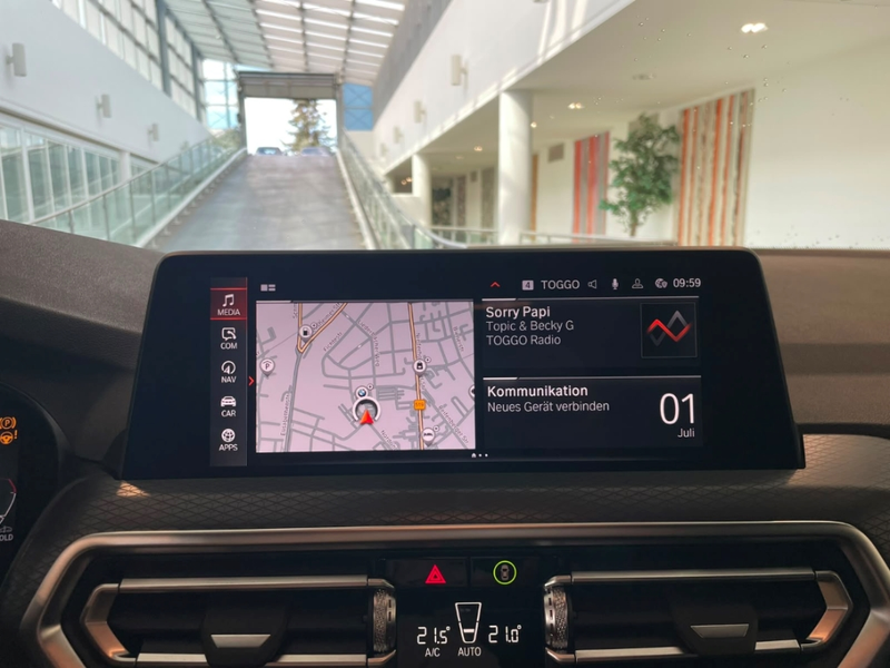 BMW X4 xDrive 20d Sportpaket Navi Digitales Cockpit LED B — photo 11