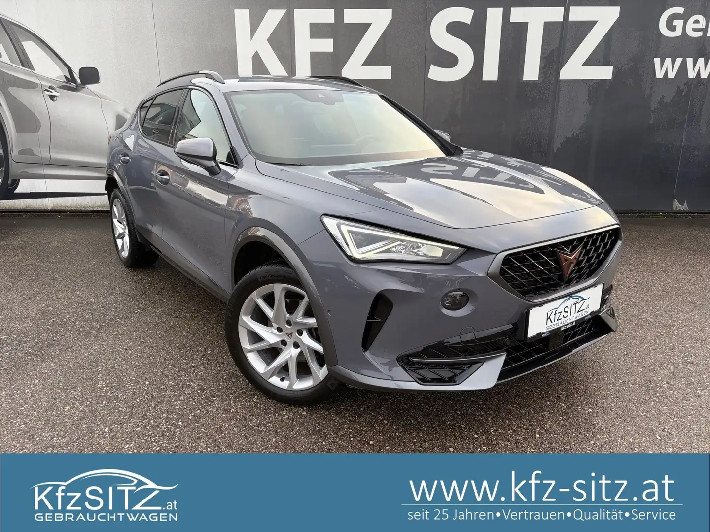 CUPRA Formentor 1,5 TSI DSG | AHK Grau - 1