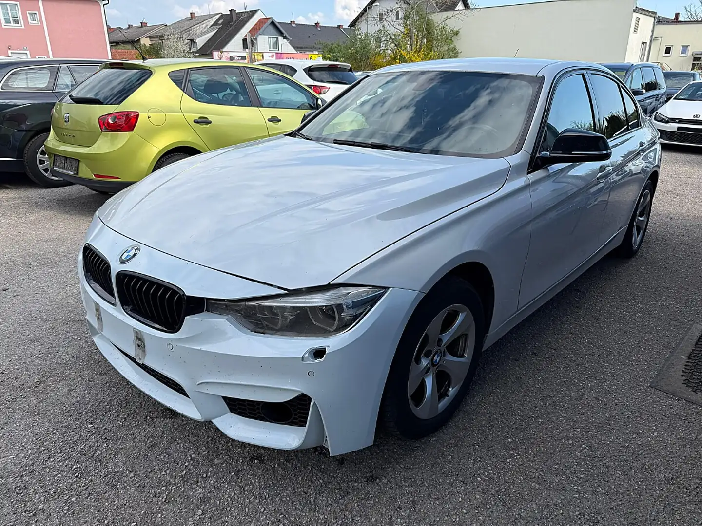 BMW Sonstige 3er 318 d M-Paket *HEADUPDISPLAY* Weiß - 2