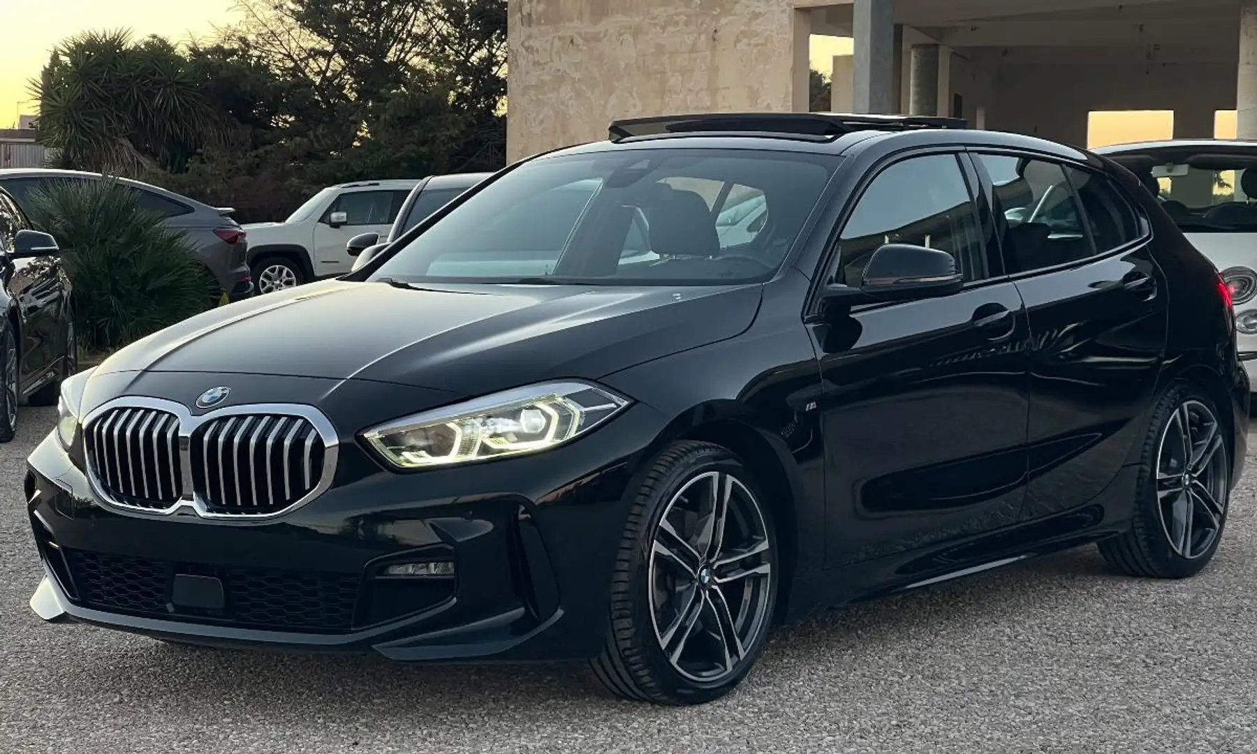 BMW 118 d 5p. M Sport Zwart - 2