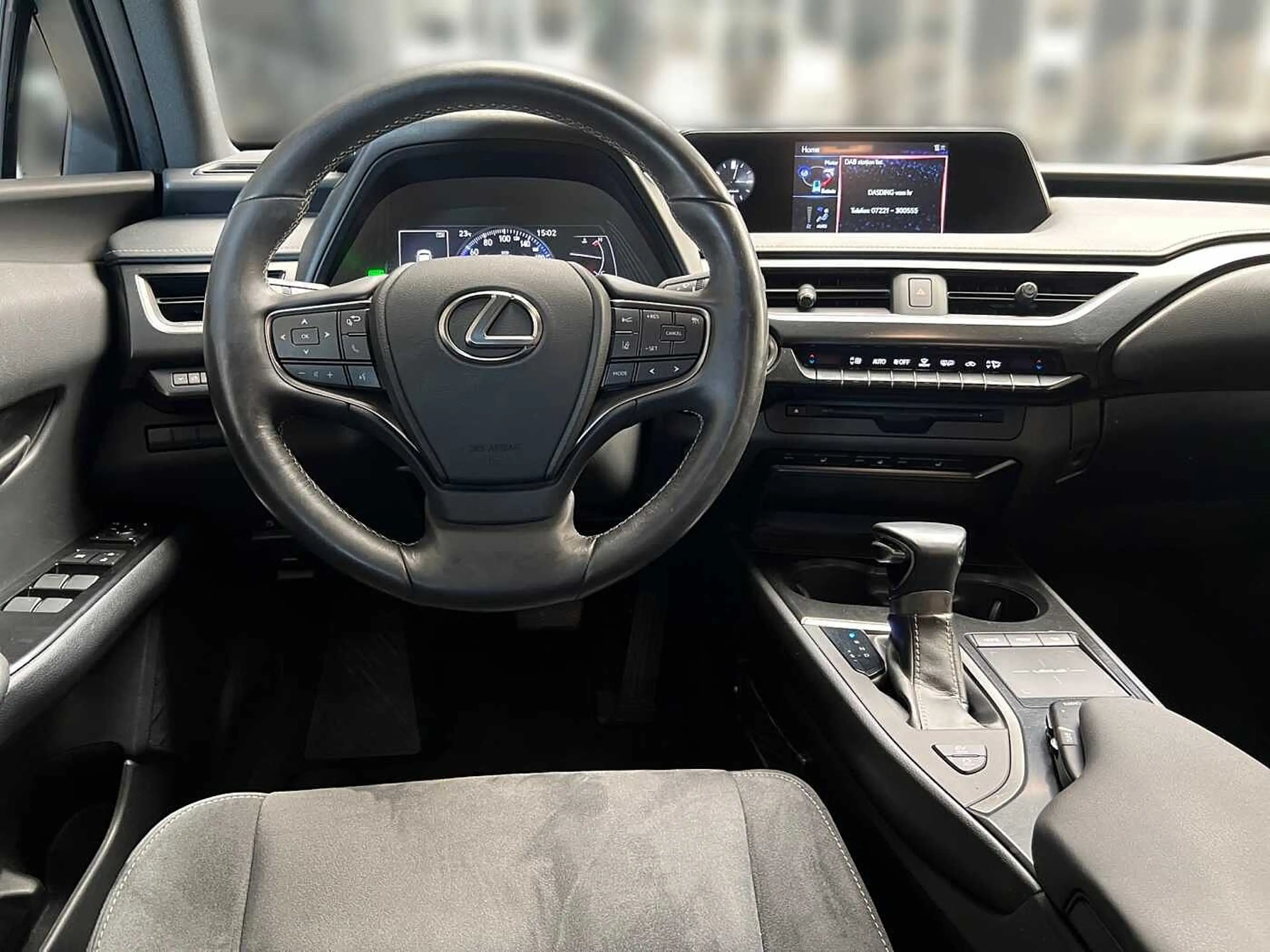 Lexus UX 250h 2.0 Hybrid Style Edition — photo 9