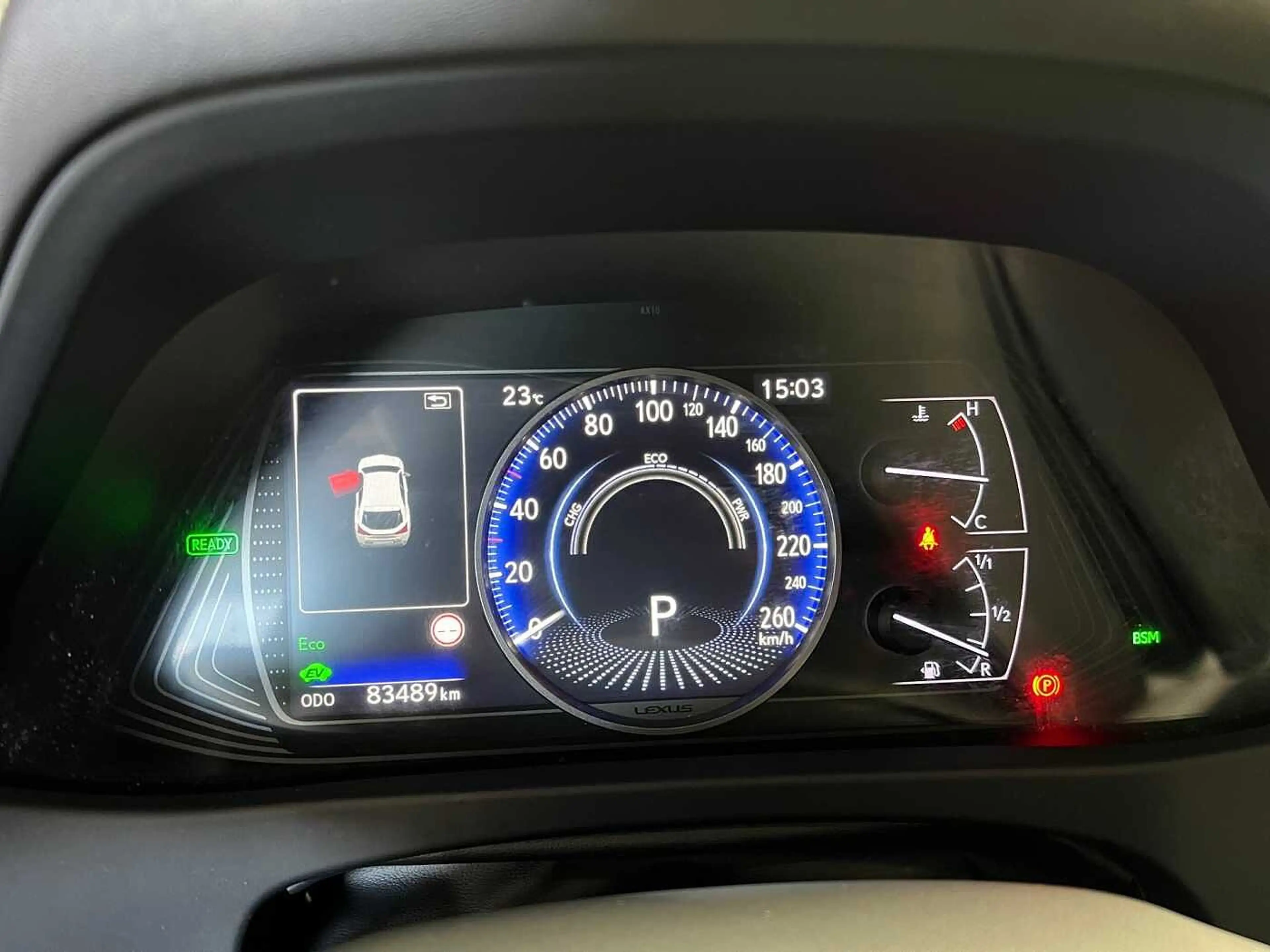 Lexus UX 250h 2.0 Hybrid Style Edition — photo 11