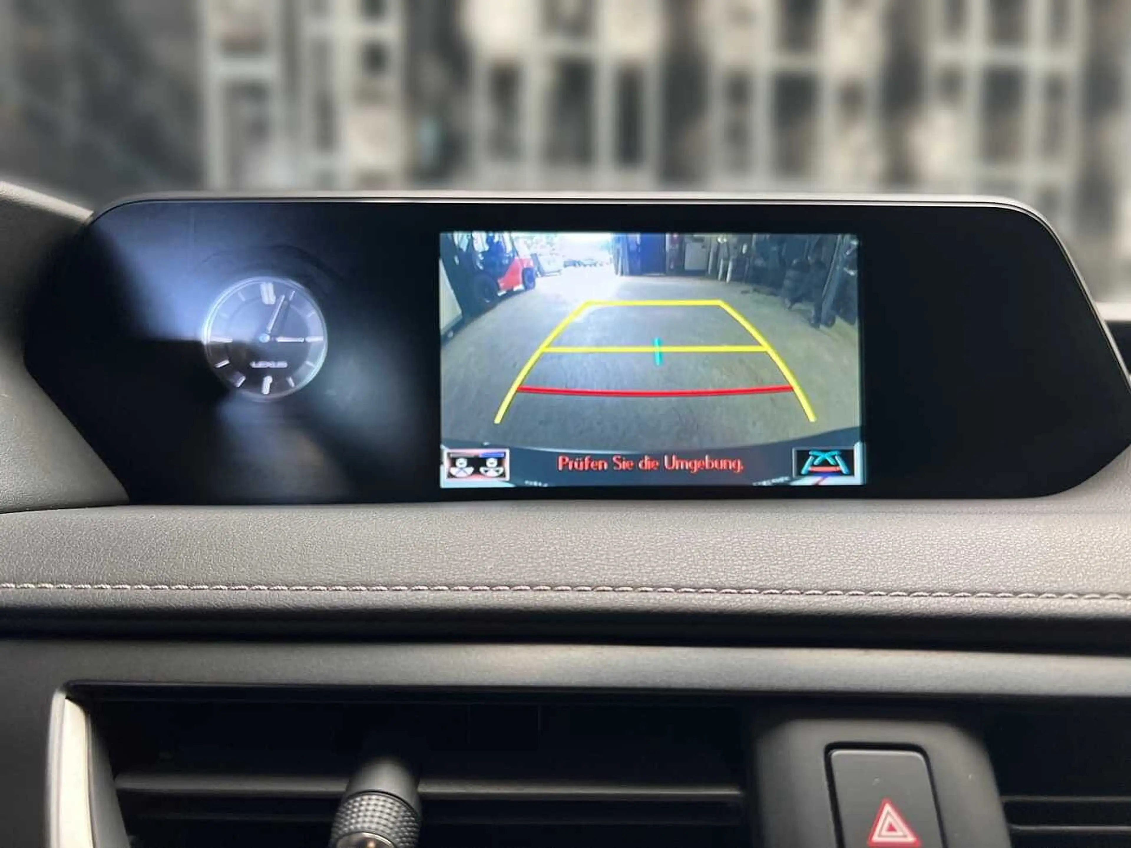Lexus UX 250h 2.0 Hybrid Style Edition — photo 12