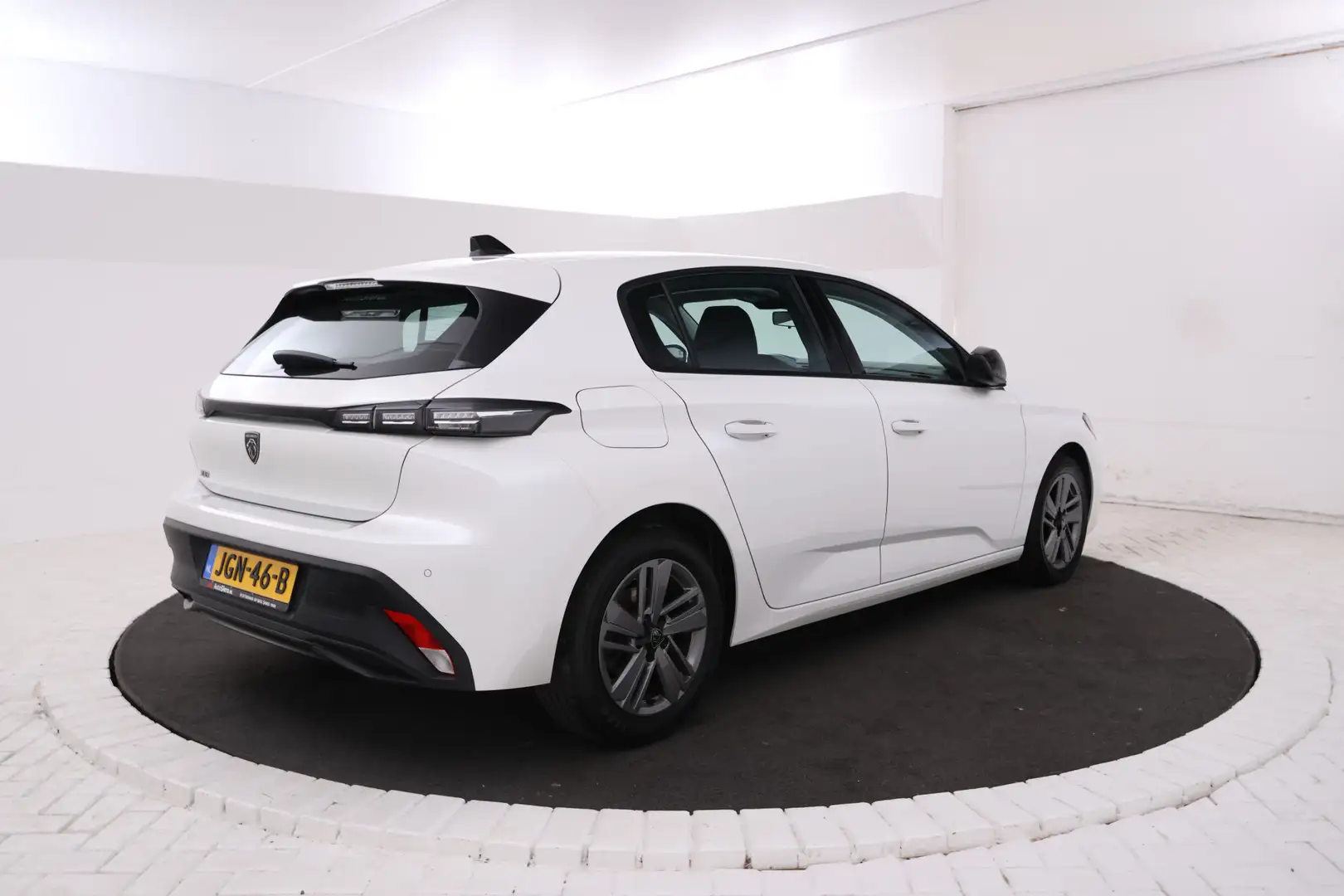 Peugeot 308 1.2 PureTech Active Pack Business Digital Dash, Na Blanc - 2