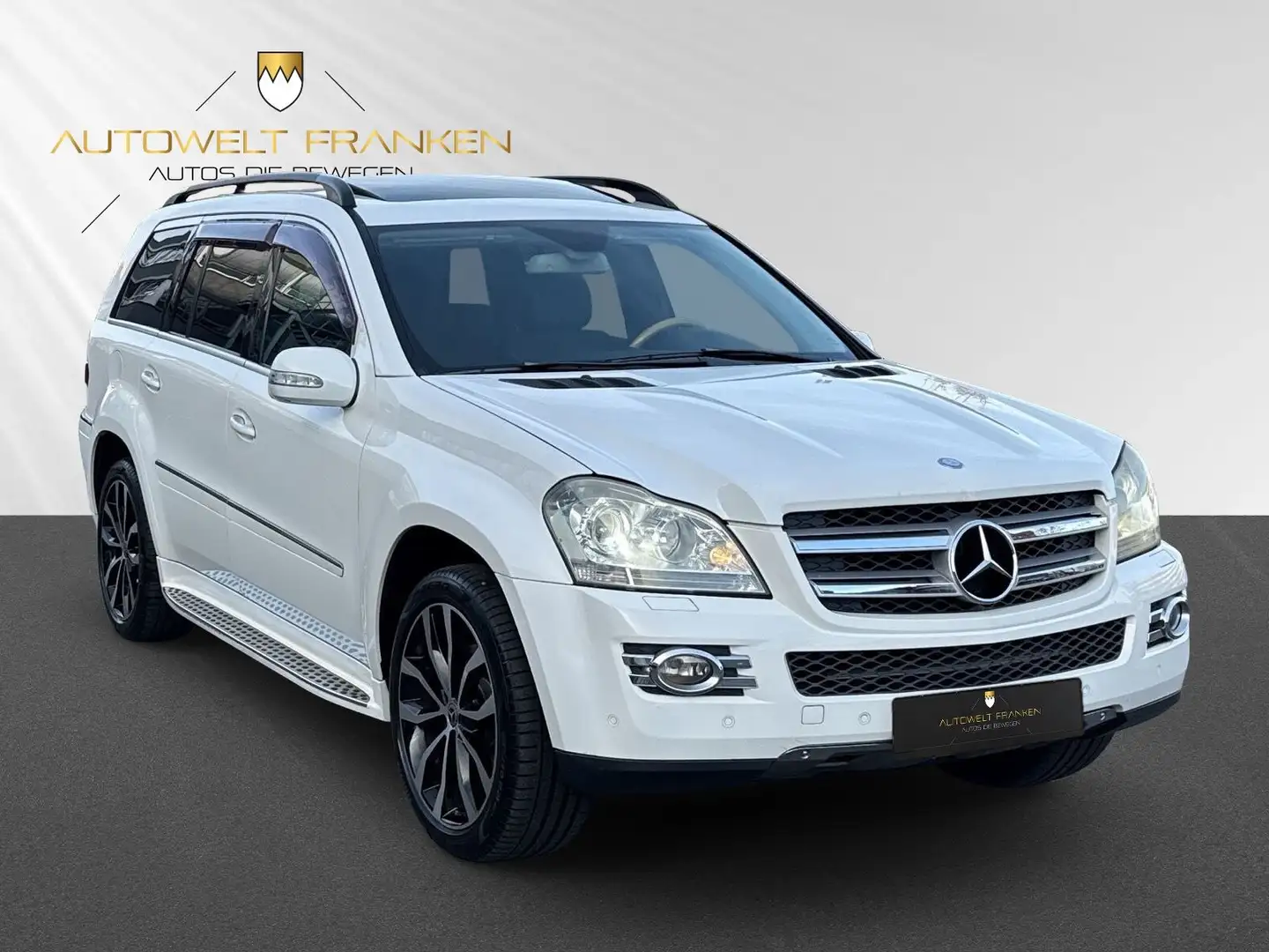 Mercedes-Benz GL 500 4Matic *7-SITZER*KAMERA*SITZBELÜFTUNG*SHD Weiß - 1