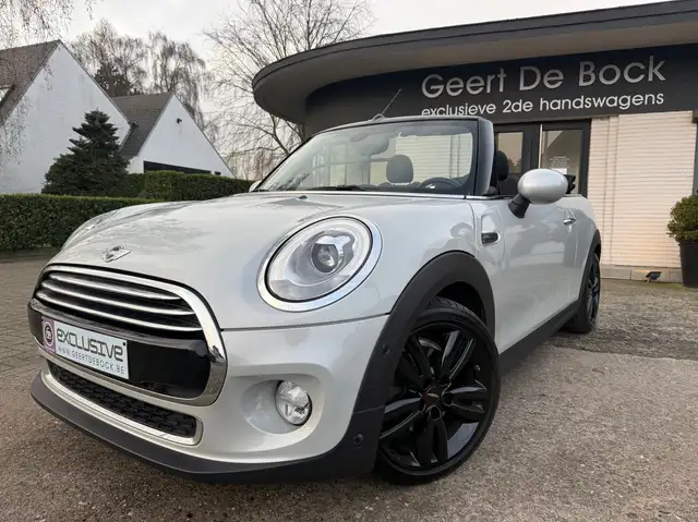 MINI Cooper Cabrio Aut/NAVI/HARM.KARDON/17" JCW BLACK/PDC