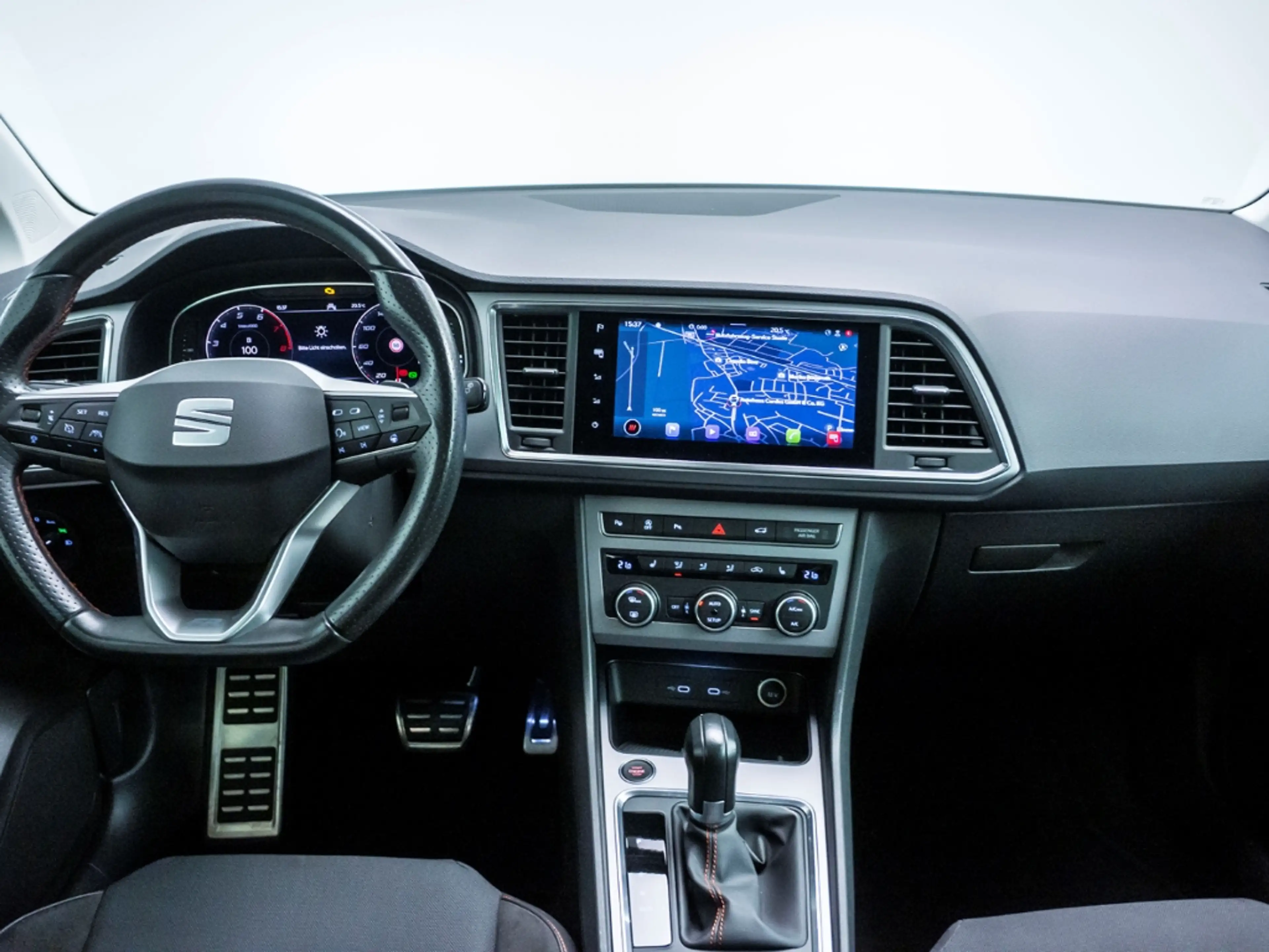 SEAT Ateca FR Automatik Navi AHK Freispreche Bordcomputer (1 — photo 26