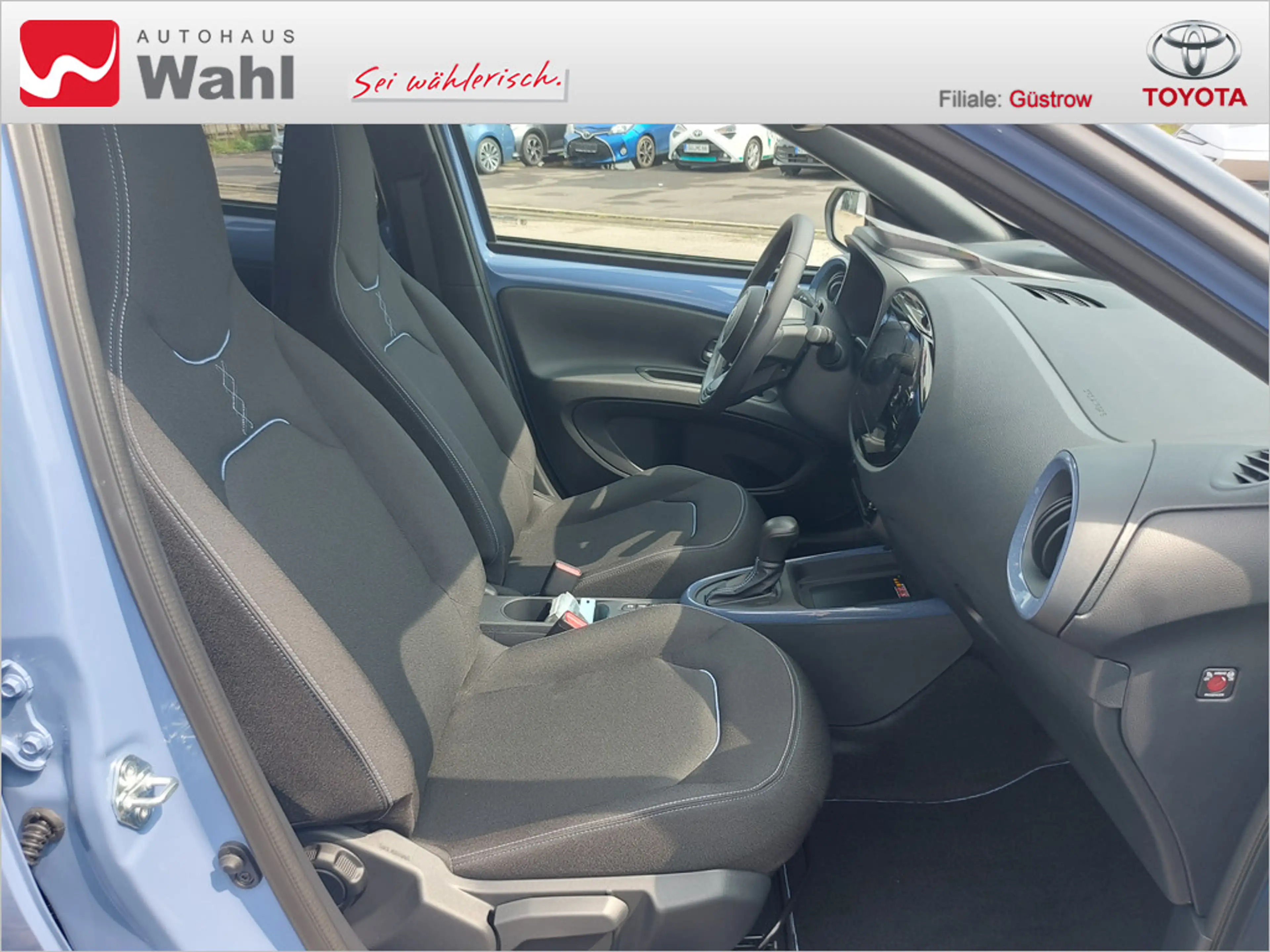 Toyota Aygo X 1.5 Hybrid Teamplayer — photo 8