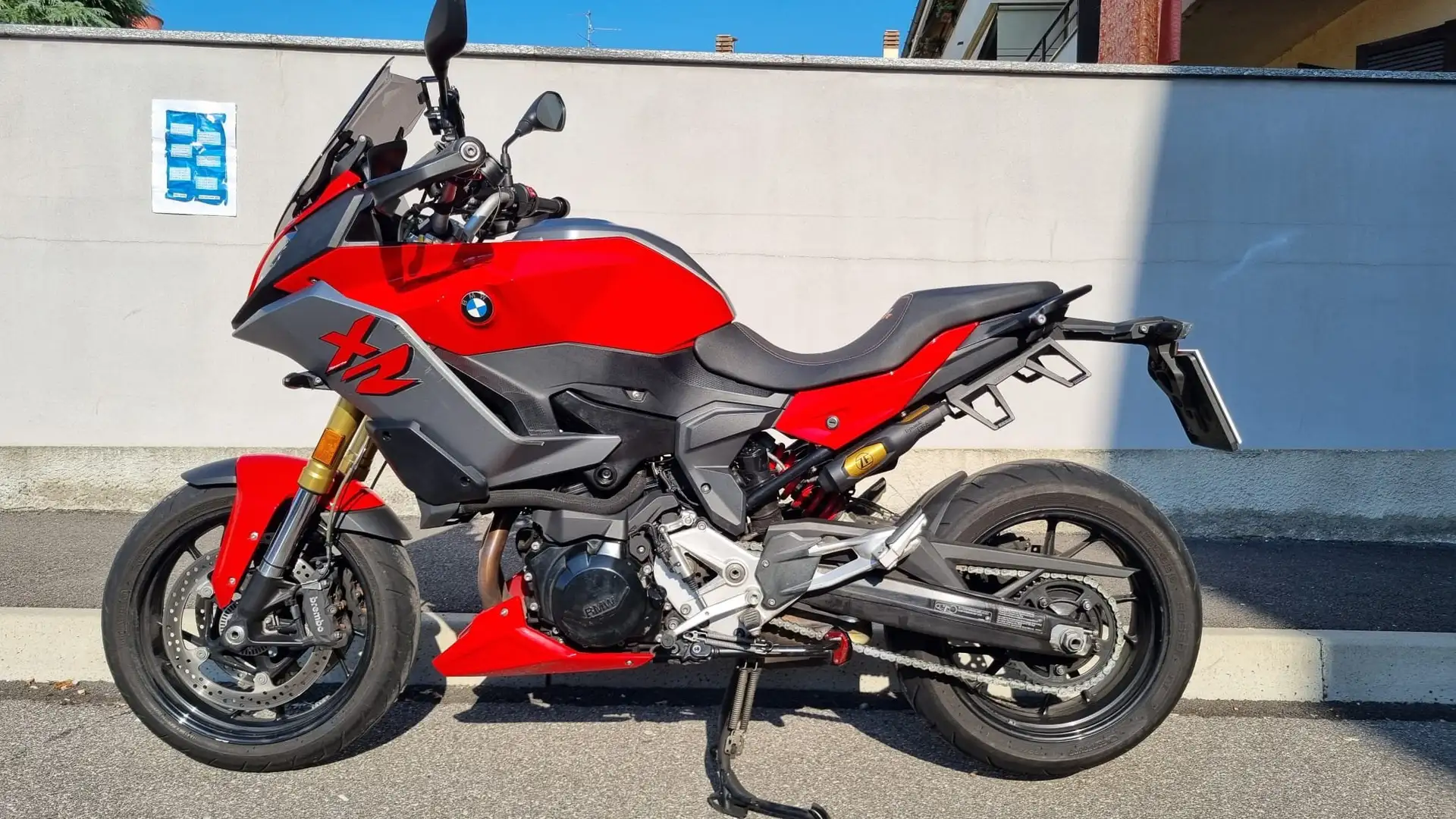 BMW F 900 XR Rood - 2