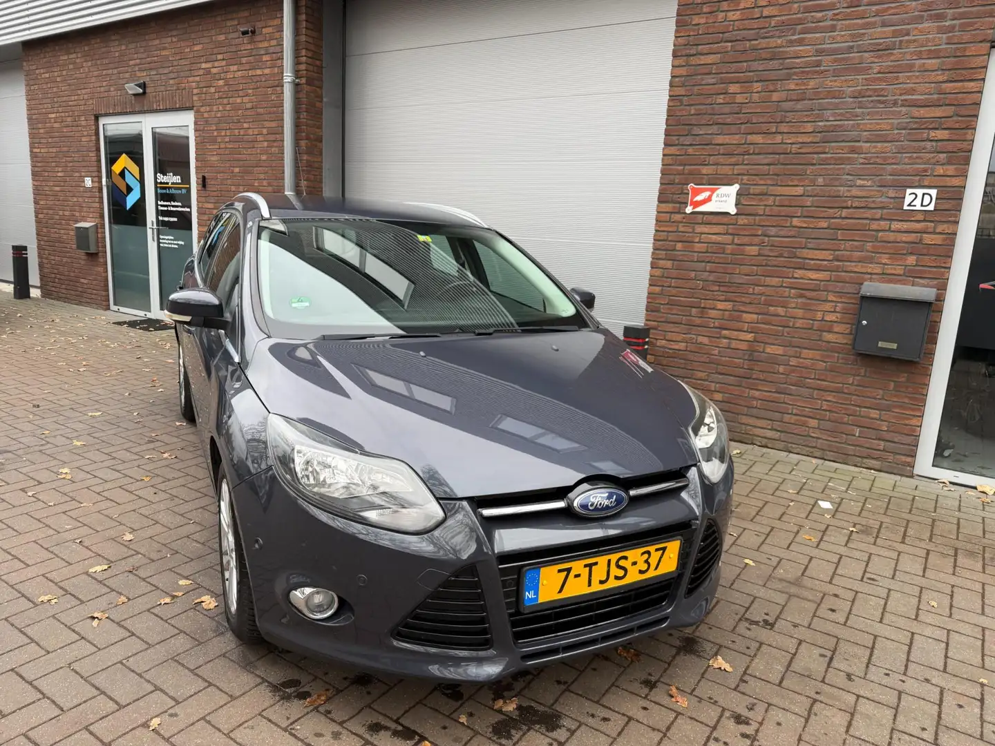 Ford Focus Wagon 1.0 EcoBoost Edition Plus|AIRCO|NAVI|NEW APK Gris - 2
