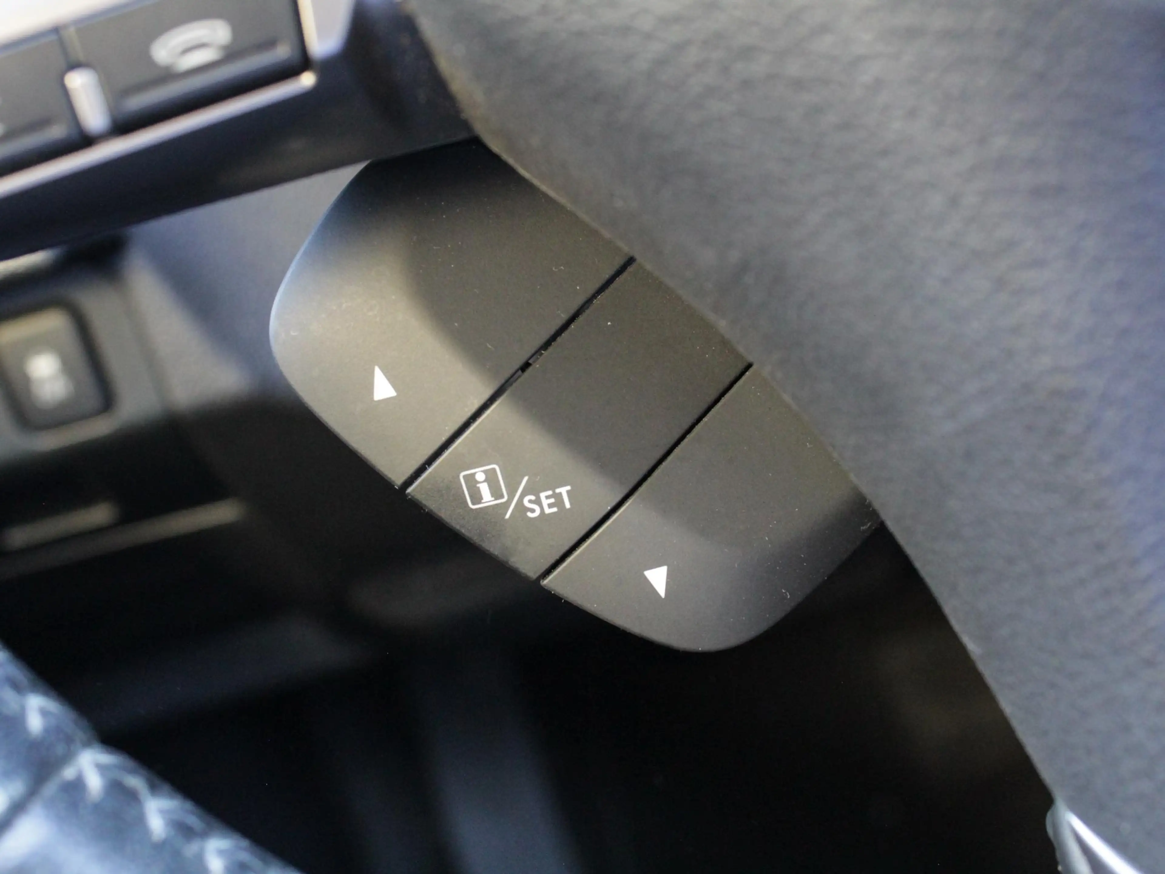 Subaru Forester 2.0 Luxury | Cruise | Clima | Lm-Velgen | Trekhaak — photo 9