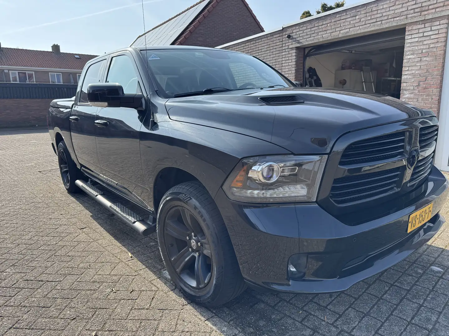 Dodge RAM 1500 Sport. MARGE Negro - 1