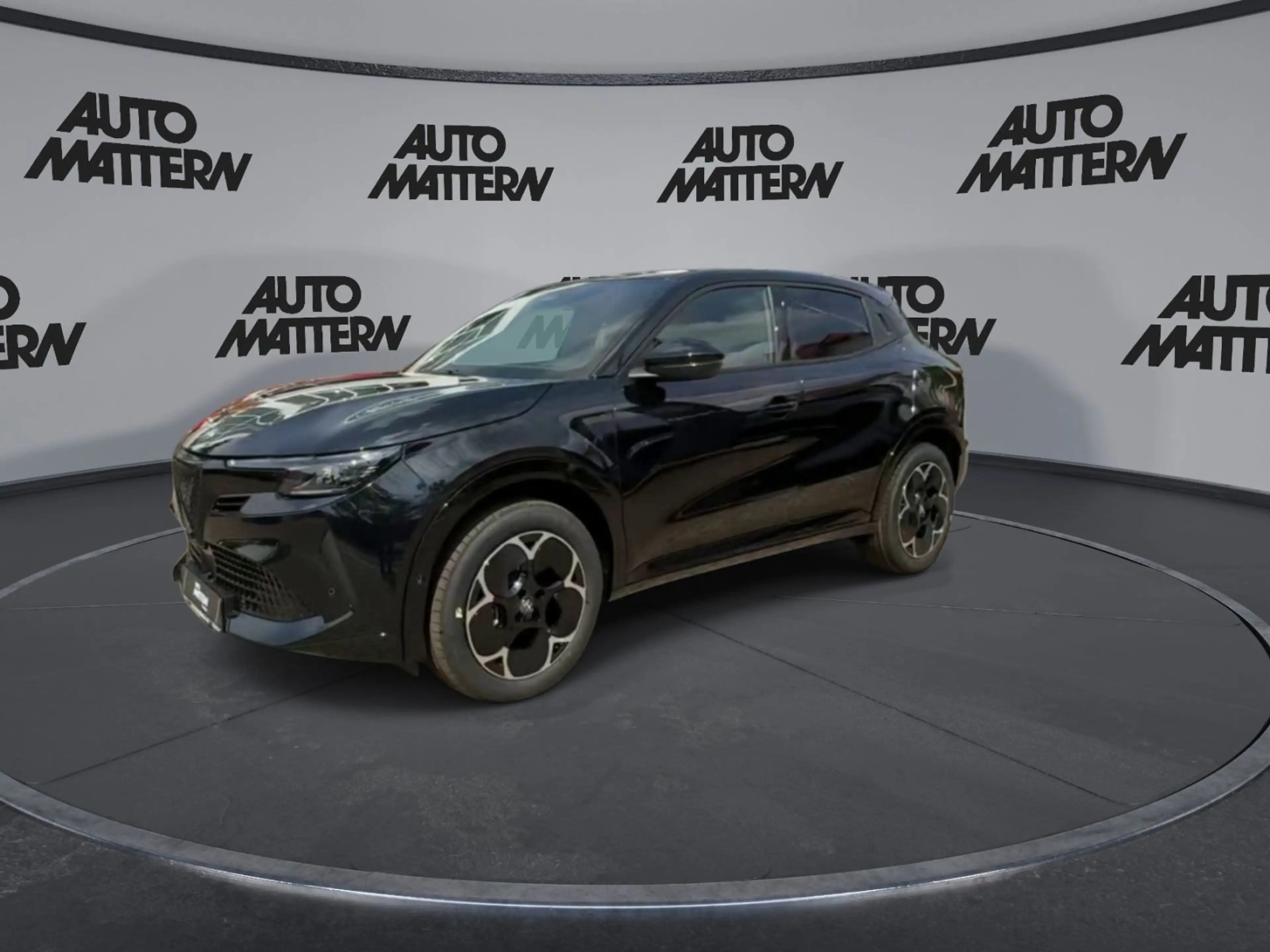 Alfa Romeo Junior 1.2 VGT Mild Hybrid Ti +18" +Tech-Paket — photo 4