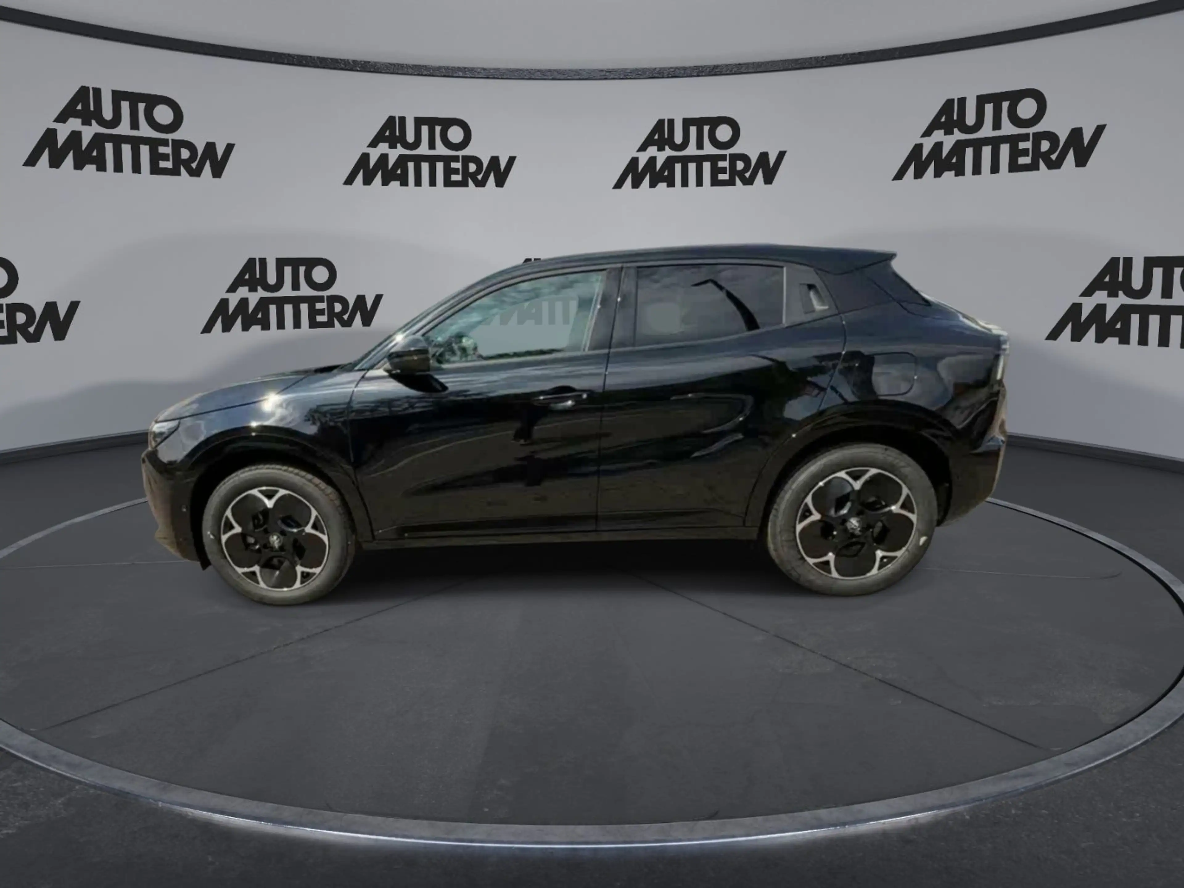 Alfa Romeo Junior 1.2 VGT Mild Hybrid Ti +18" +Tech-Paket — photo 5