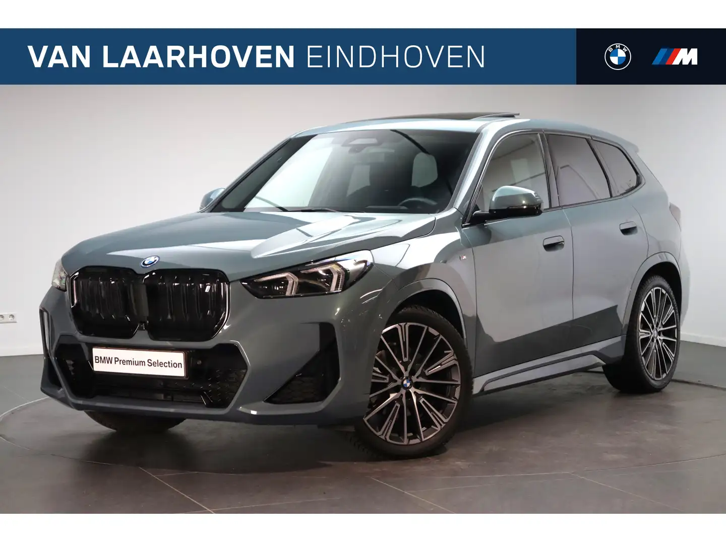 BMW iX1 xDrive30 High Executive M Sport / Panoramadak / Sp Zöld - 1