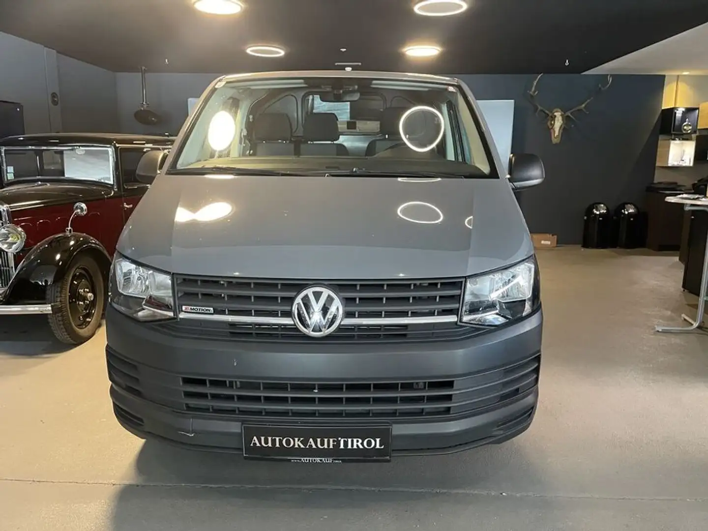 Volkswagen T6 Transporter VW Kasten 4Motion | 140 PS | 6-Gang | Allrad | Grau - 1
