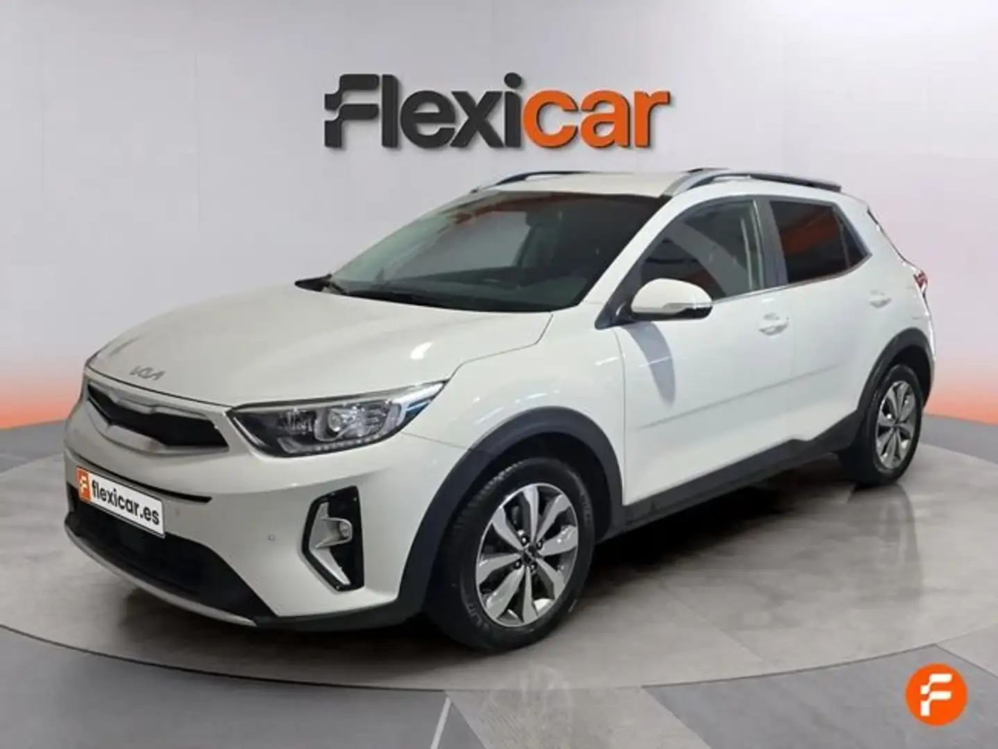 Kia Stonic 1.0 T-GDi 74kW (100CV) MHEV MT Concept Blanco - 2