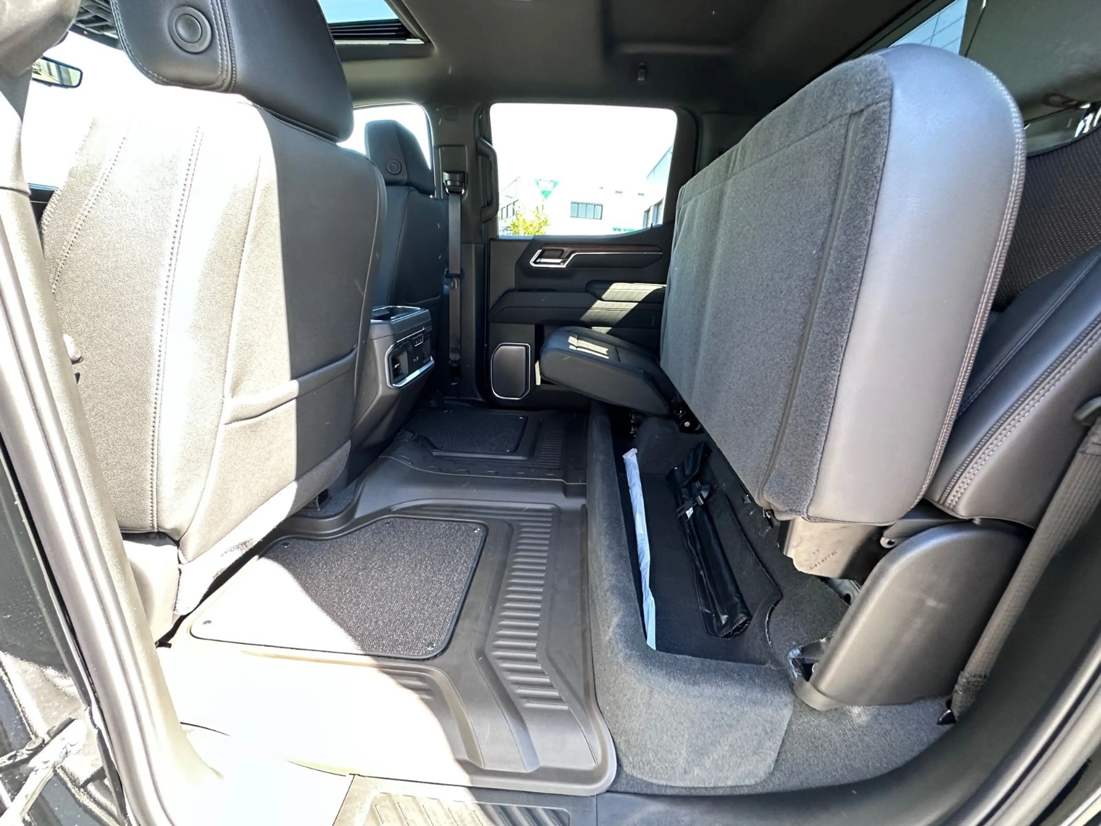 Chevrolet Silverado SILVERADO HIGH COUNTRY 2025 48 MONATE GARANTIE — photo 13