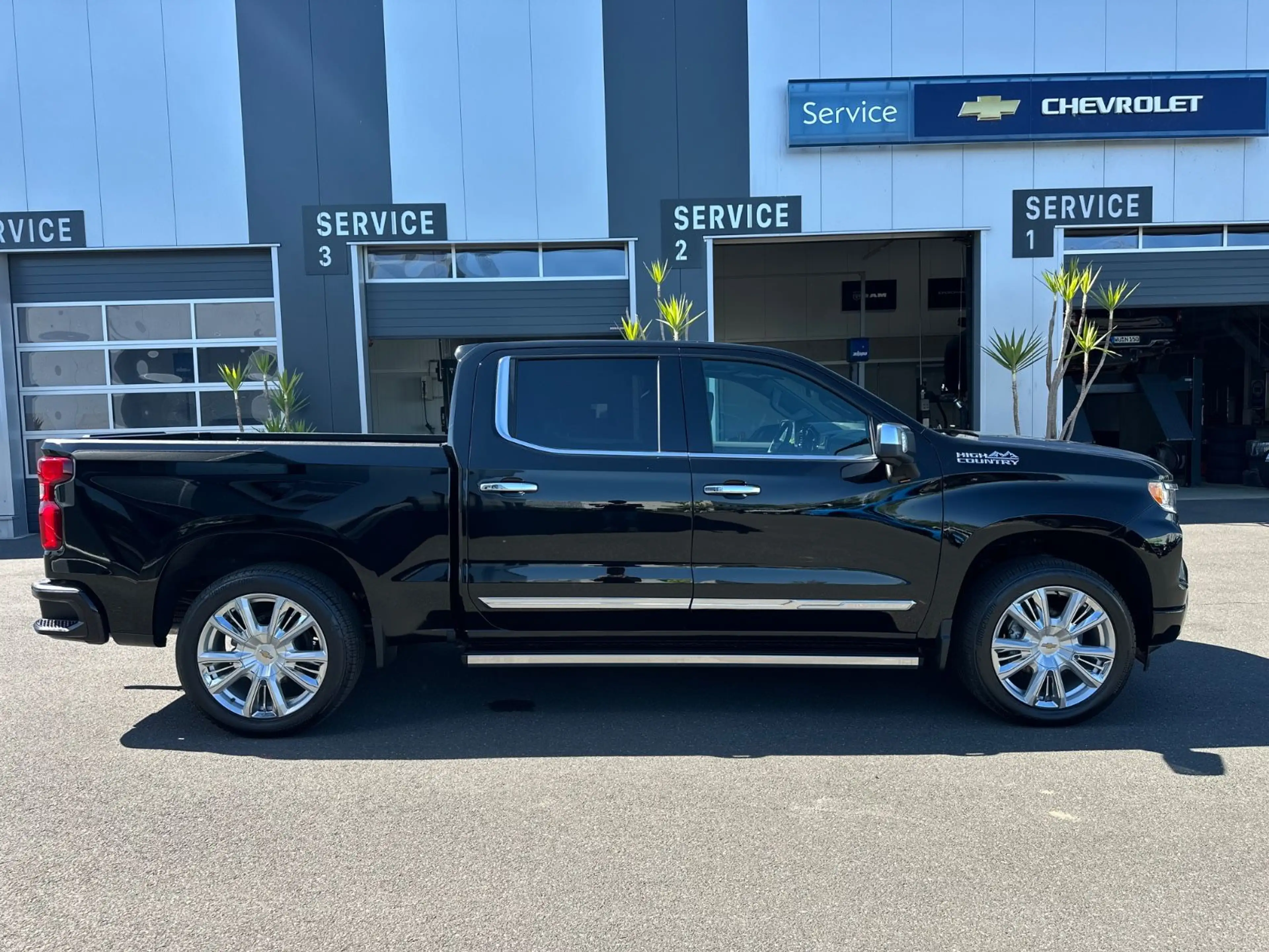 Chevrolet Silverado SILVERADO HIGH COUNTRY 2025 48 MONATE GARANTIE — photo 10