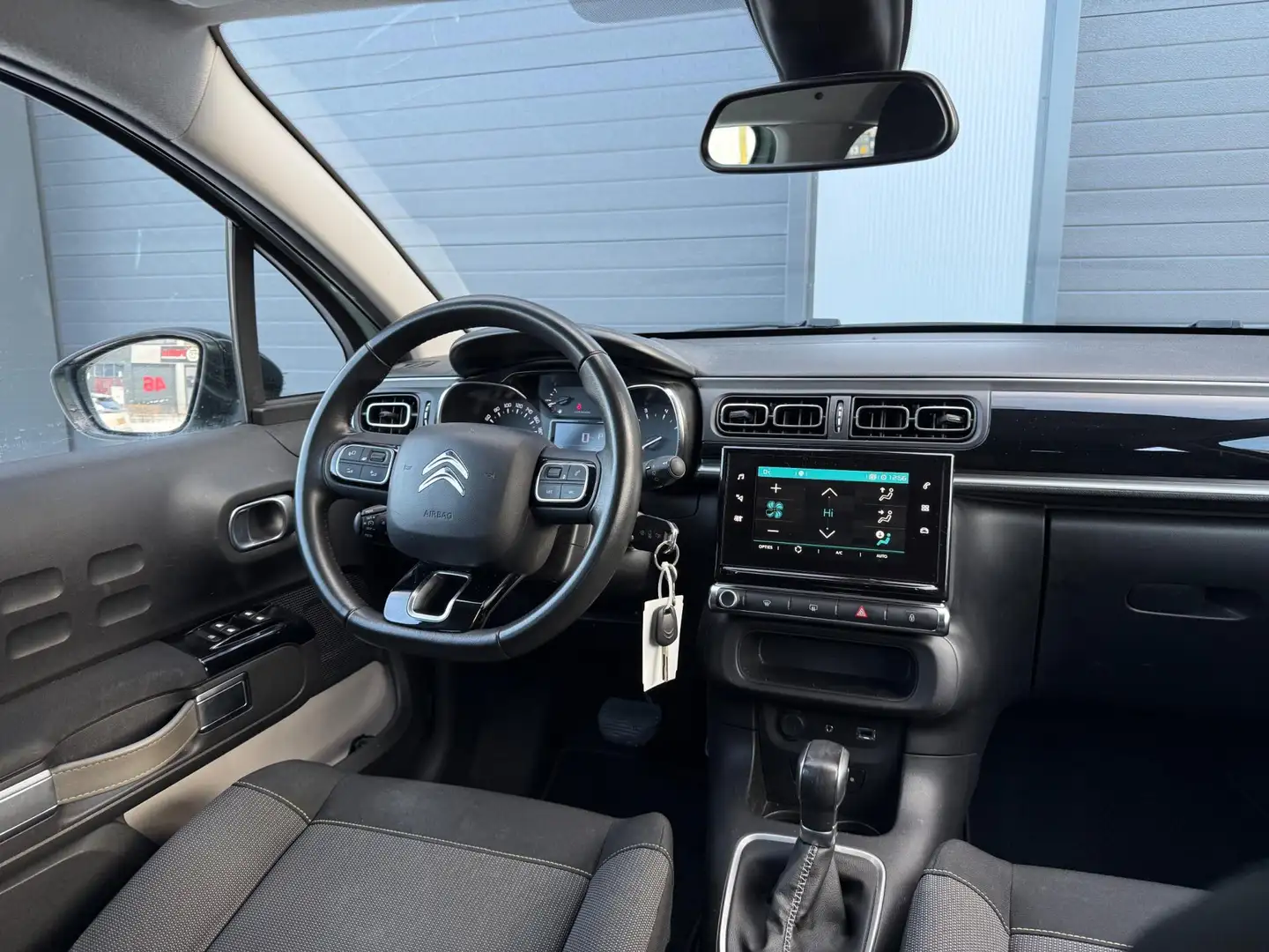 Citroen C3 1.2 PureTech S&S Shine / Automaat / CAM / Trekhak Grün - 2