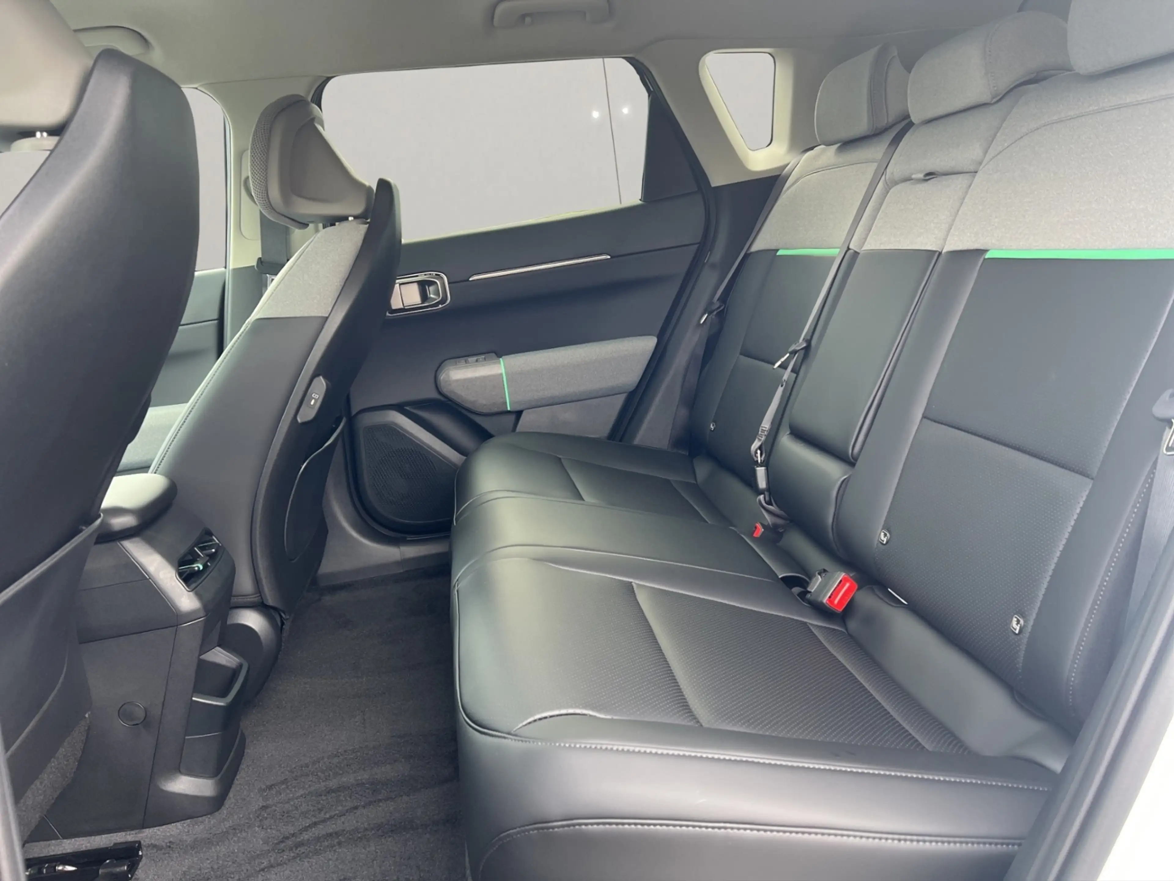 Kia EV4 Hatchback Earth 81.4 kWh — photo 12