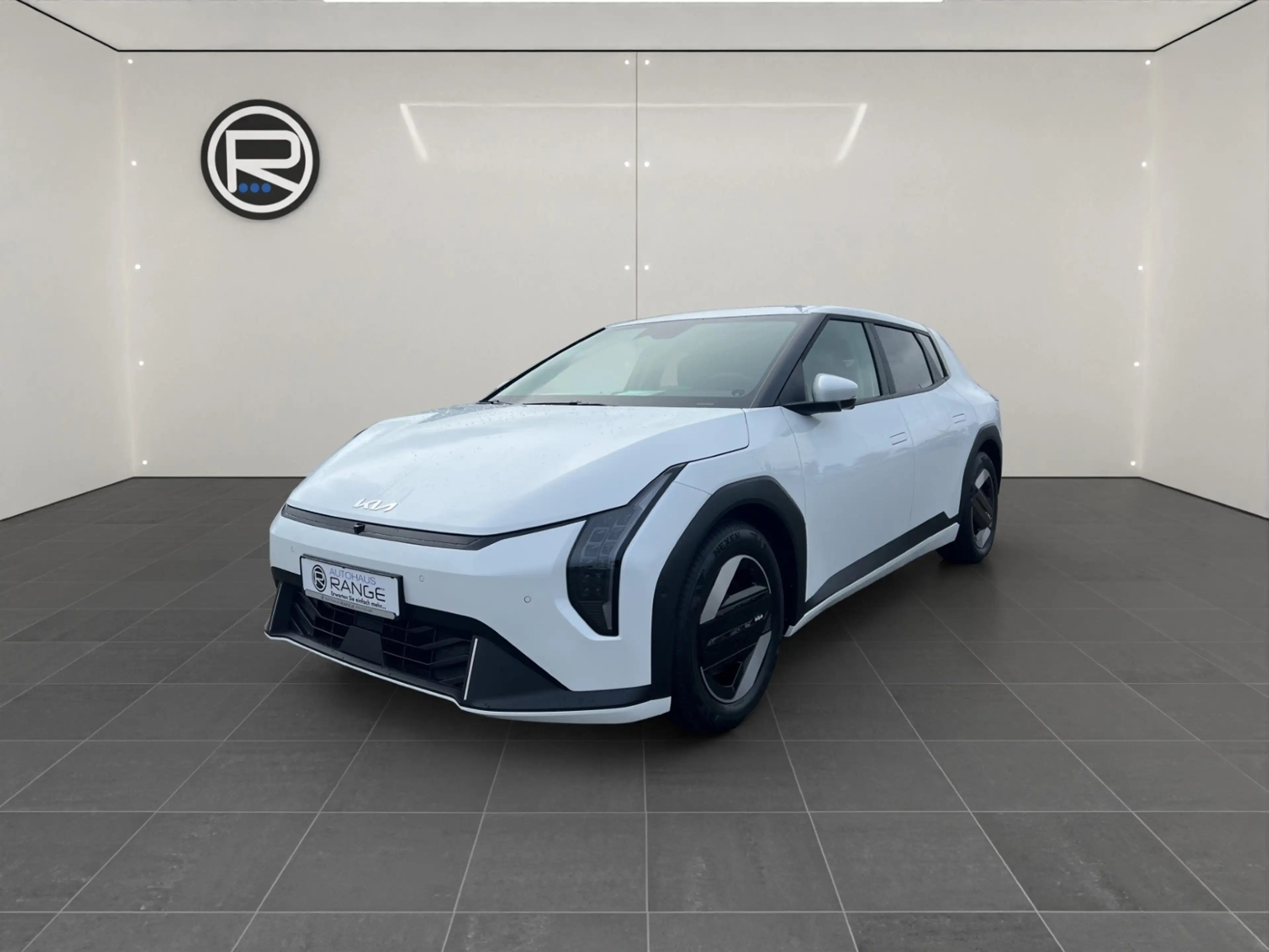 Kia EV4 Hatchback Earth 81.4 kWh — photo 4