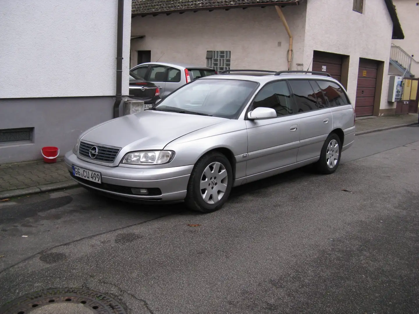 Opel Omega Omega Caravan 2.6 V6 mit Prins LPG Silber - 1