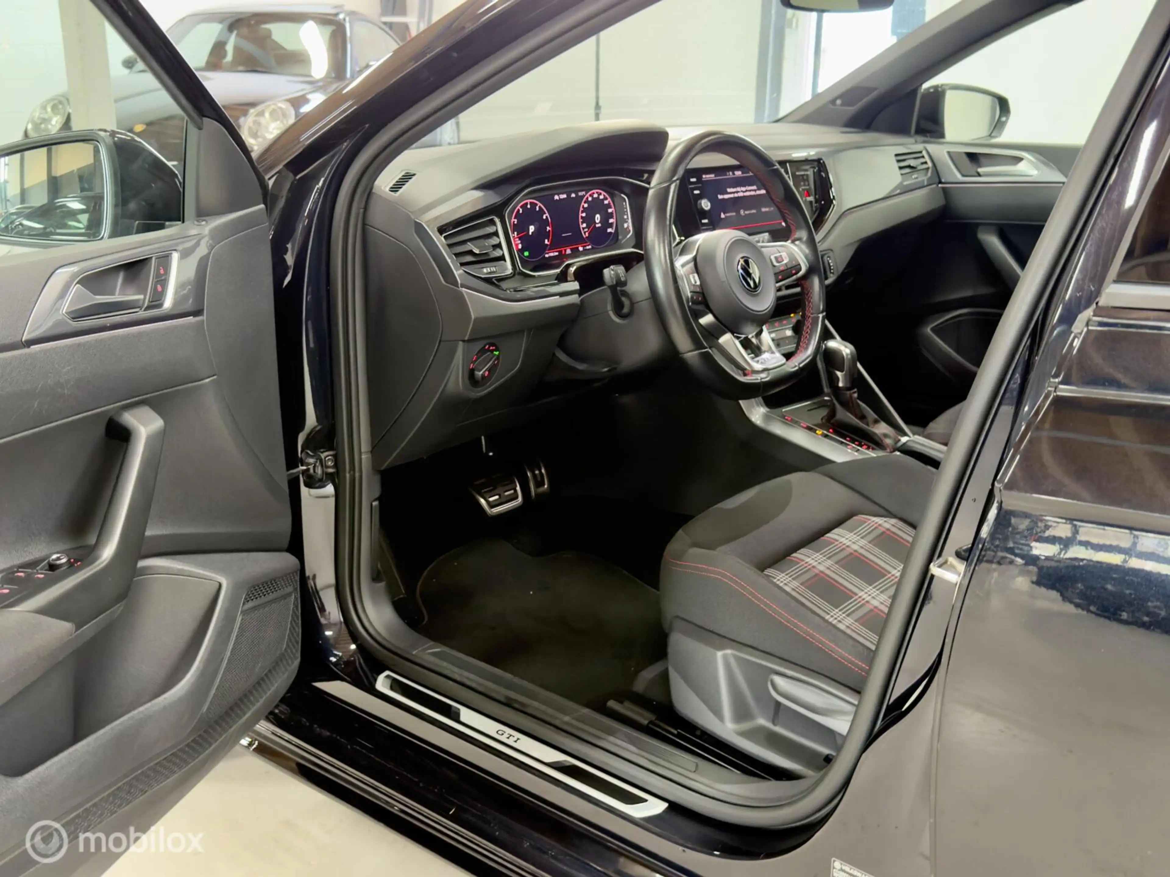 Volkswagen Polo GTI 2.0 TSI | Pano | Beats | ACC | IQ Drive | 18" | Ma — photo 5