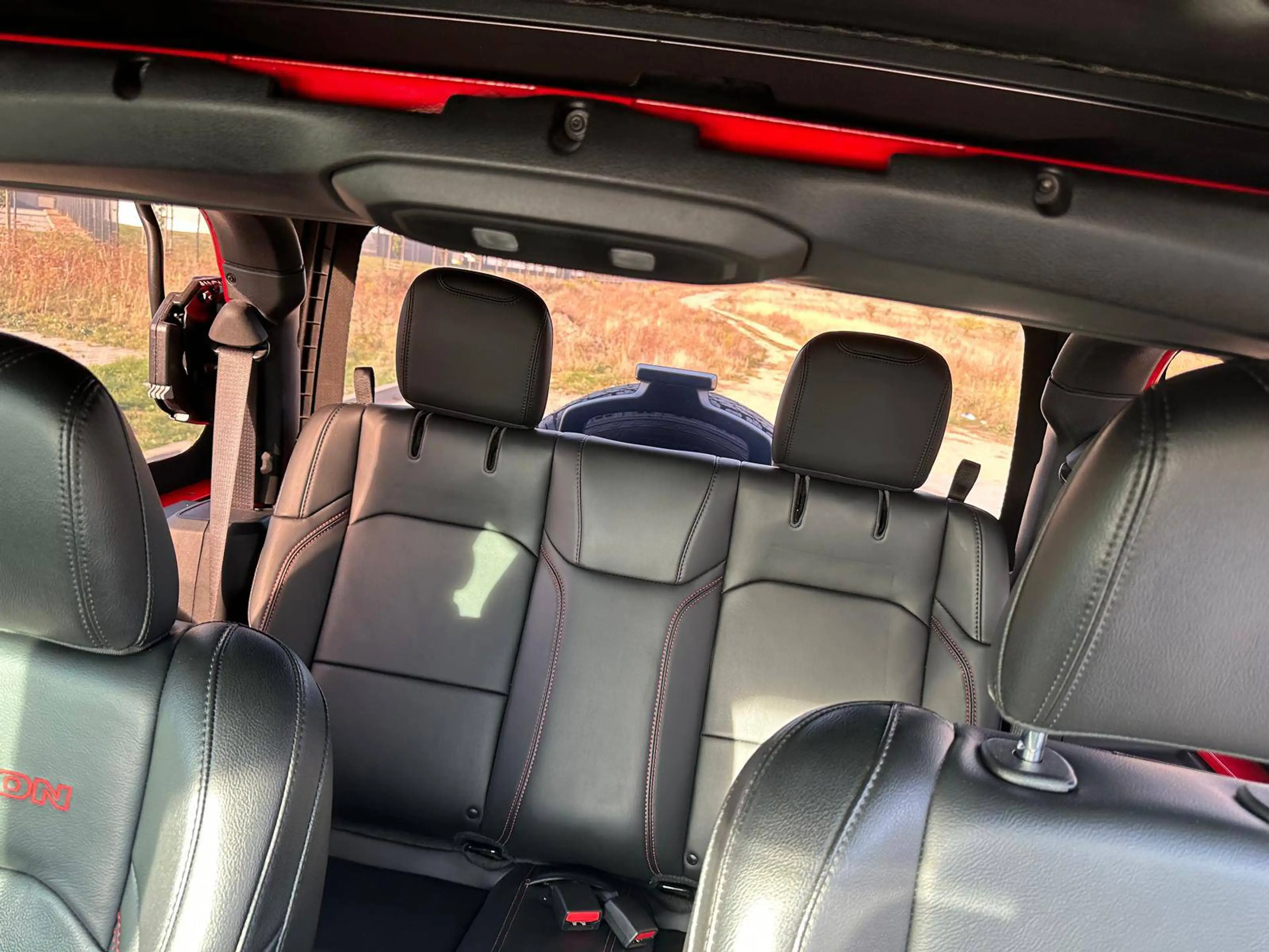 Jeep Wrangler Wrangler 2.0 T-GDI AWD Automatik Sport — photo 14